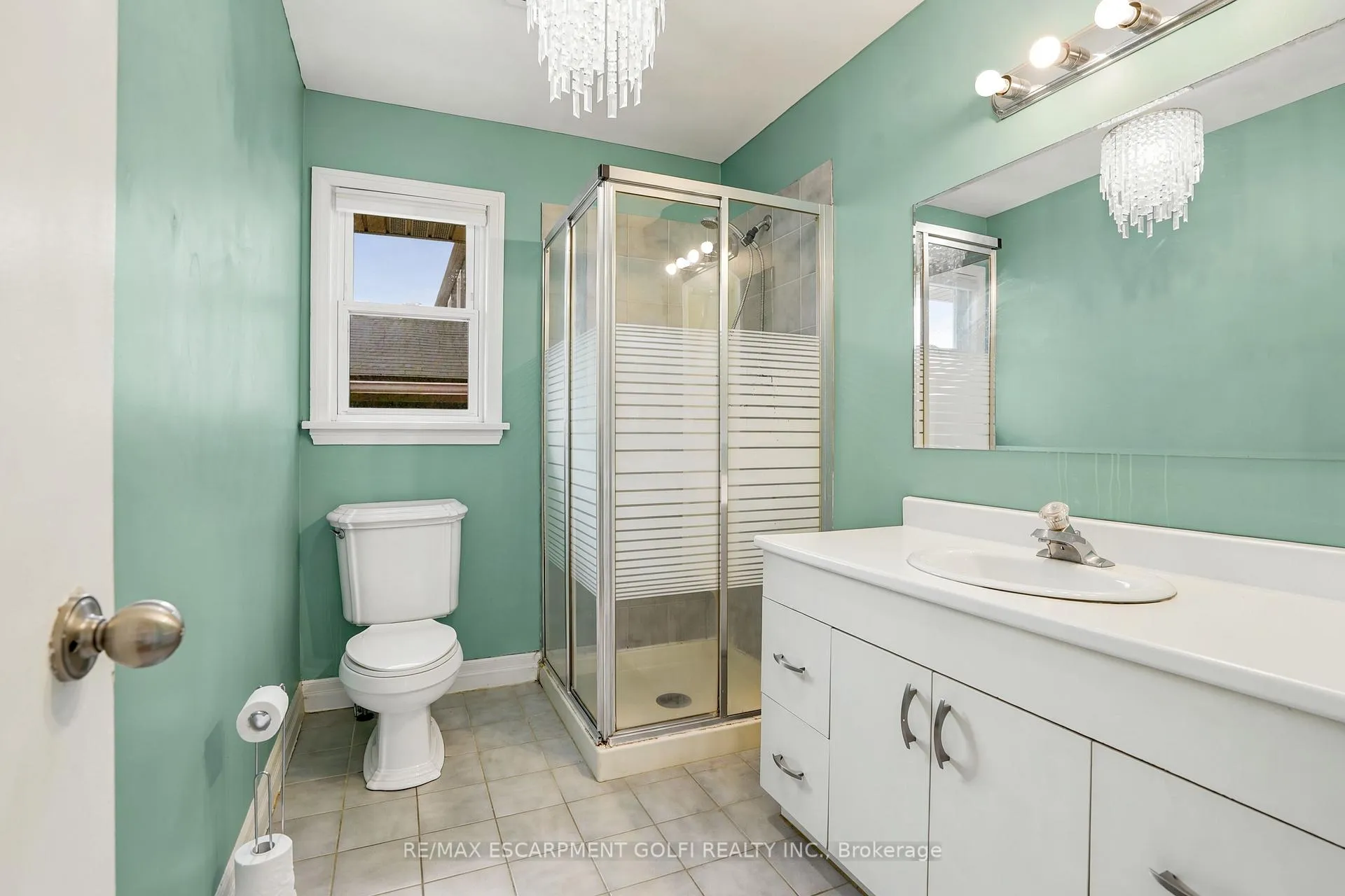 Photo 13 of 602 Geneva Street, St. Catharines, Vine/Linwell — HOMEH