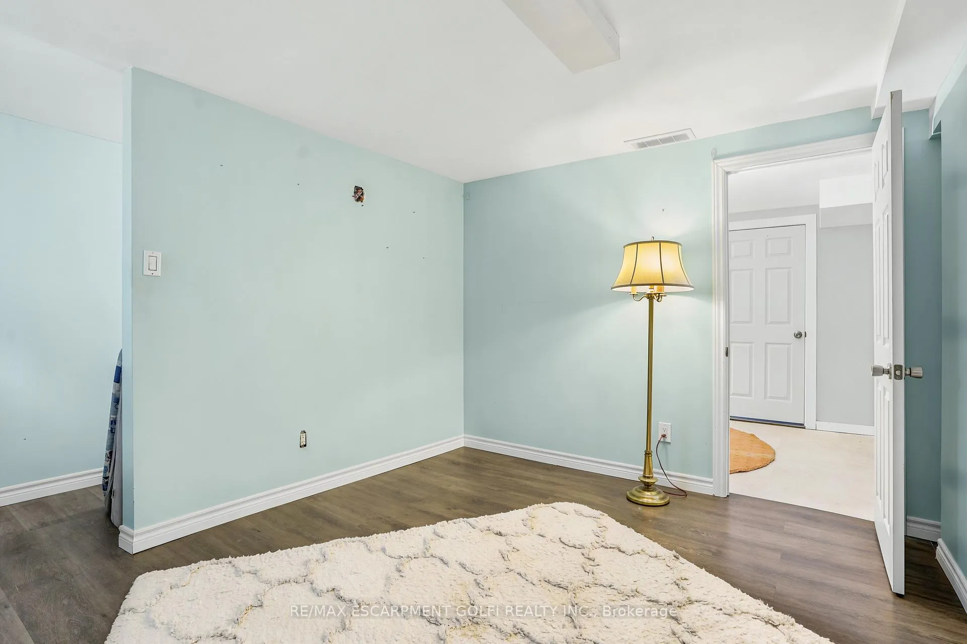 Photo 17 of 602 Geneva Street, St. Catharines, Vine/Linwell — HOMEH