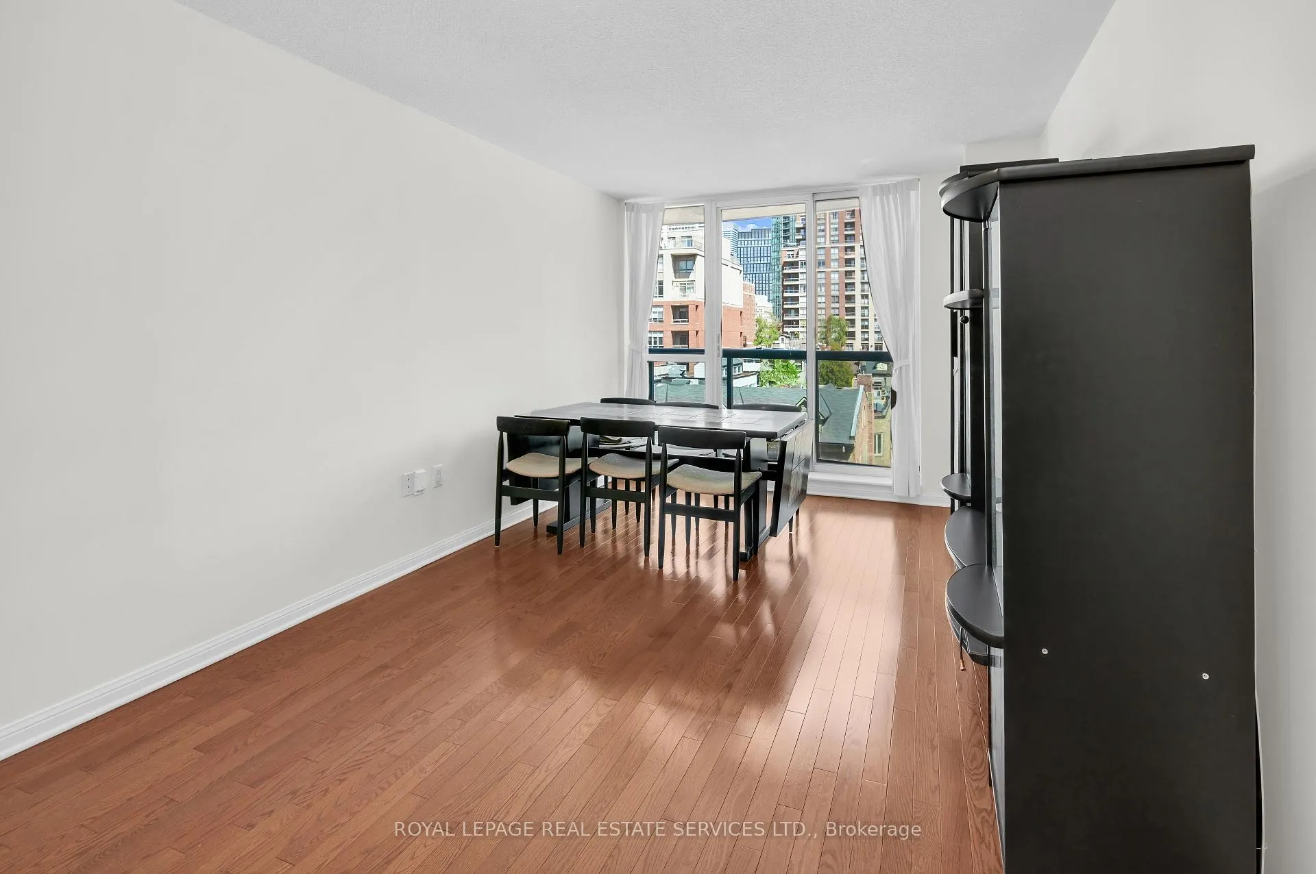 Photo 17 of Unit 704, 109 Front Street E, Toronto, Waterfront Communities — HOMEH