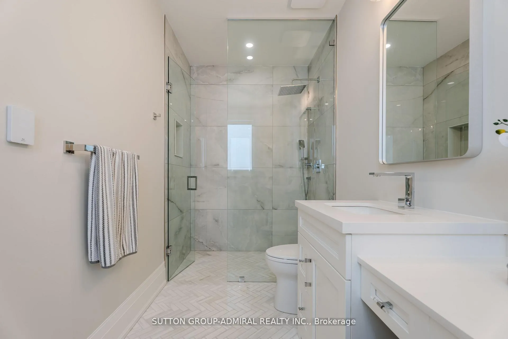 Photo 26 of 41 Elizabeth Drive, King, Nobleton — HOMEH