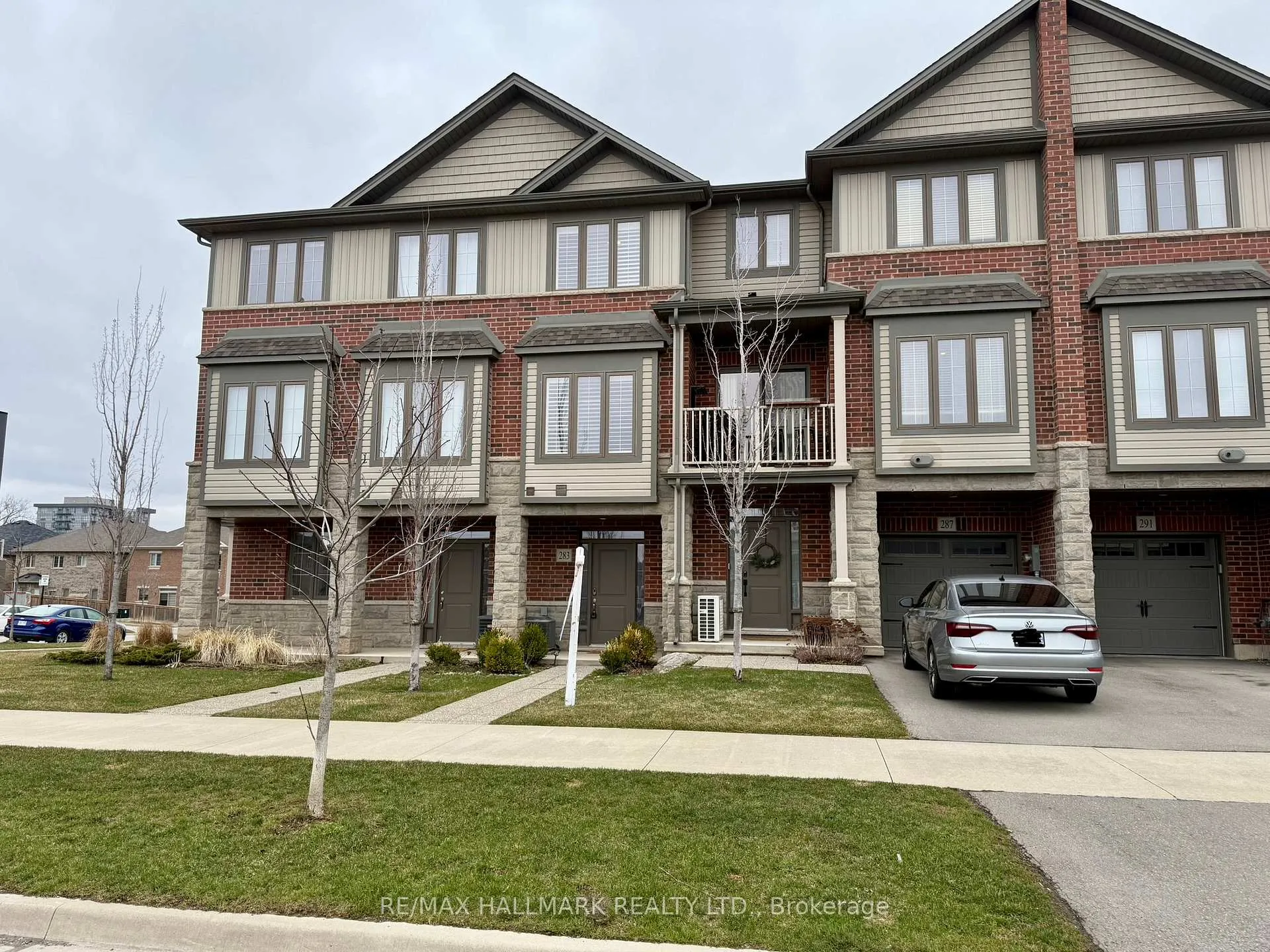 Photo 1 of 283 Skinner Road, Hamilton, Waterdown — HOMEH