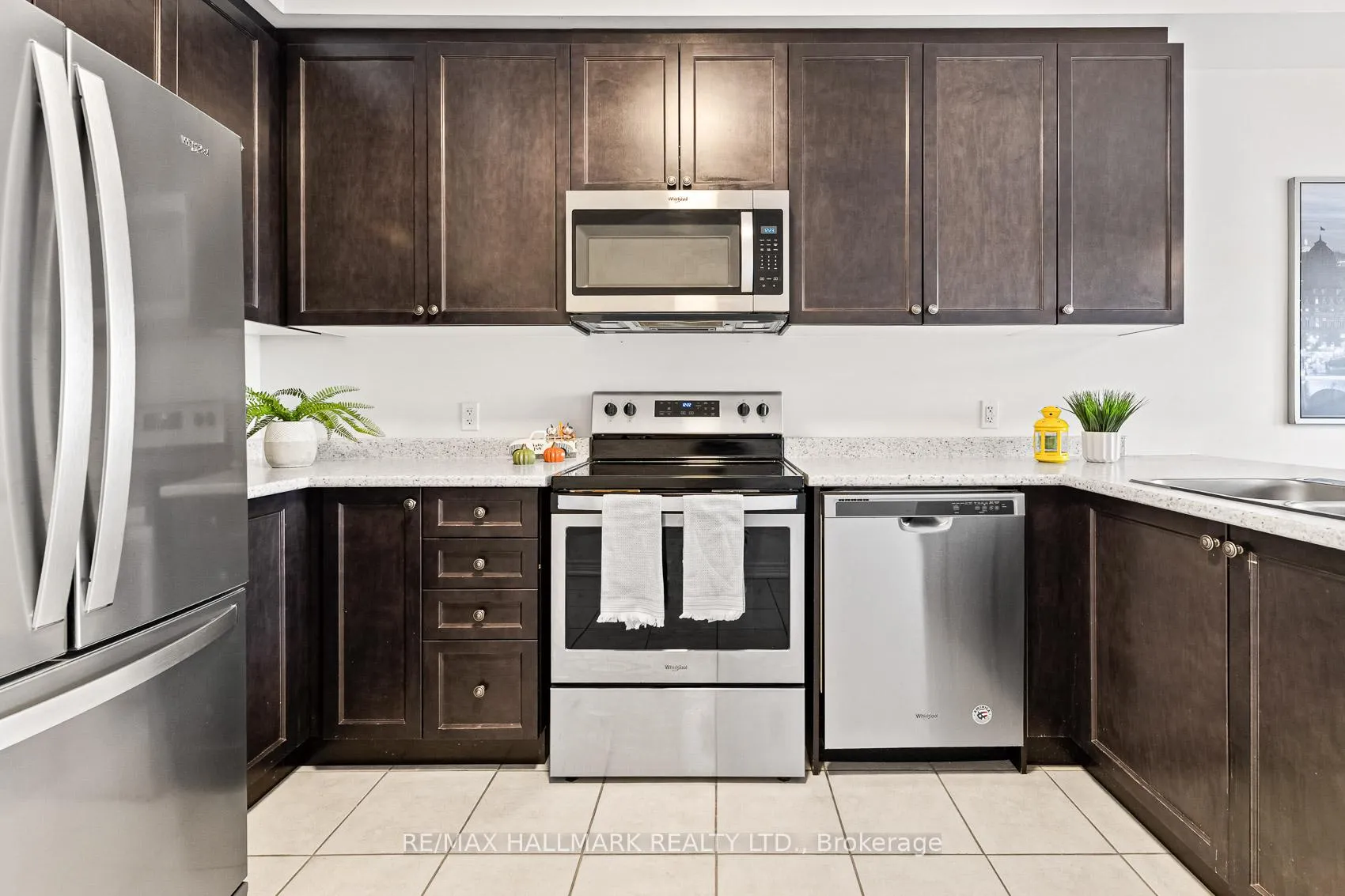 Photo 16 of 283 Skinner Road, Hamilton, Waterdown — HOMEH