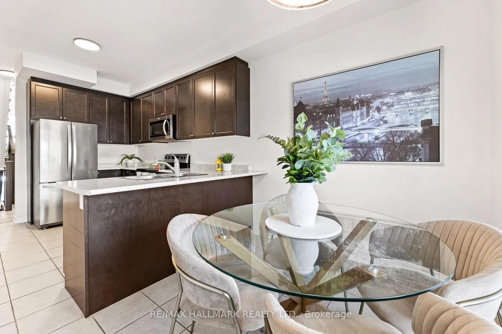 Photo 19 of 283 Skinner Road, Hamilton, Waterdown — HOMEH