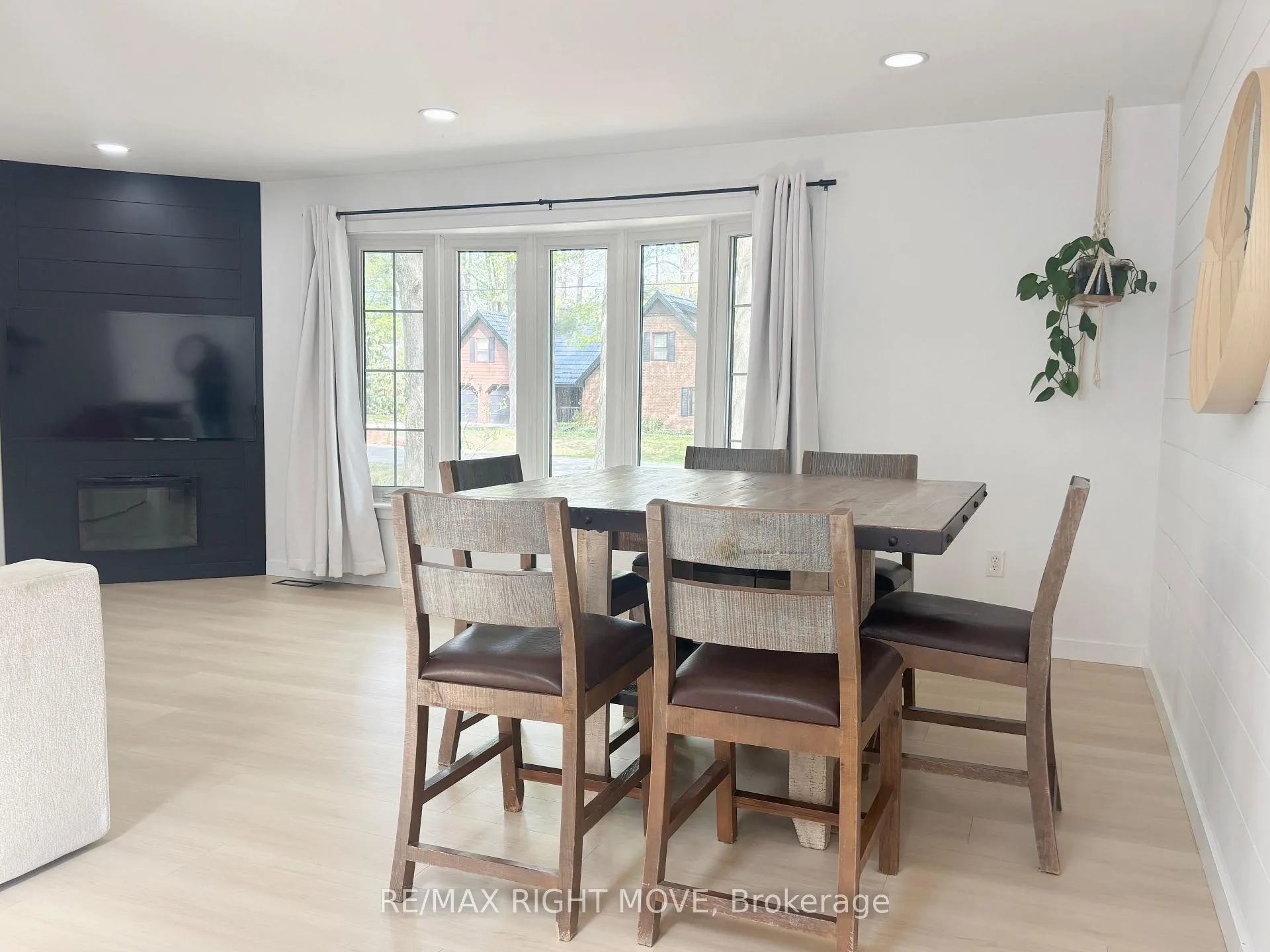 Photo 7 of 1883 Glen Oak Lane, Severn, Bass Lake — HOMEH