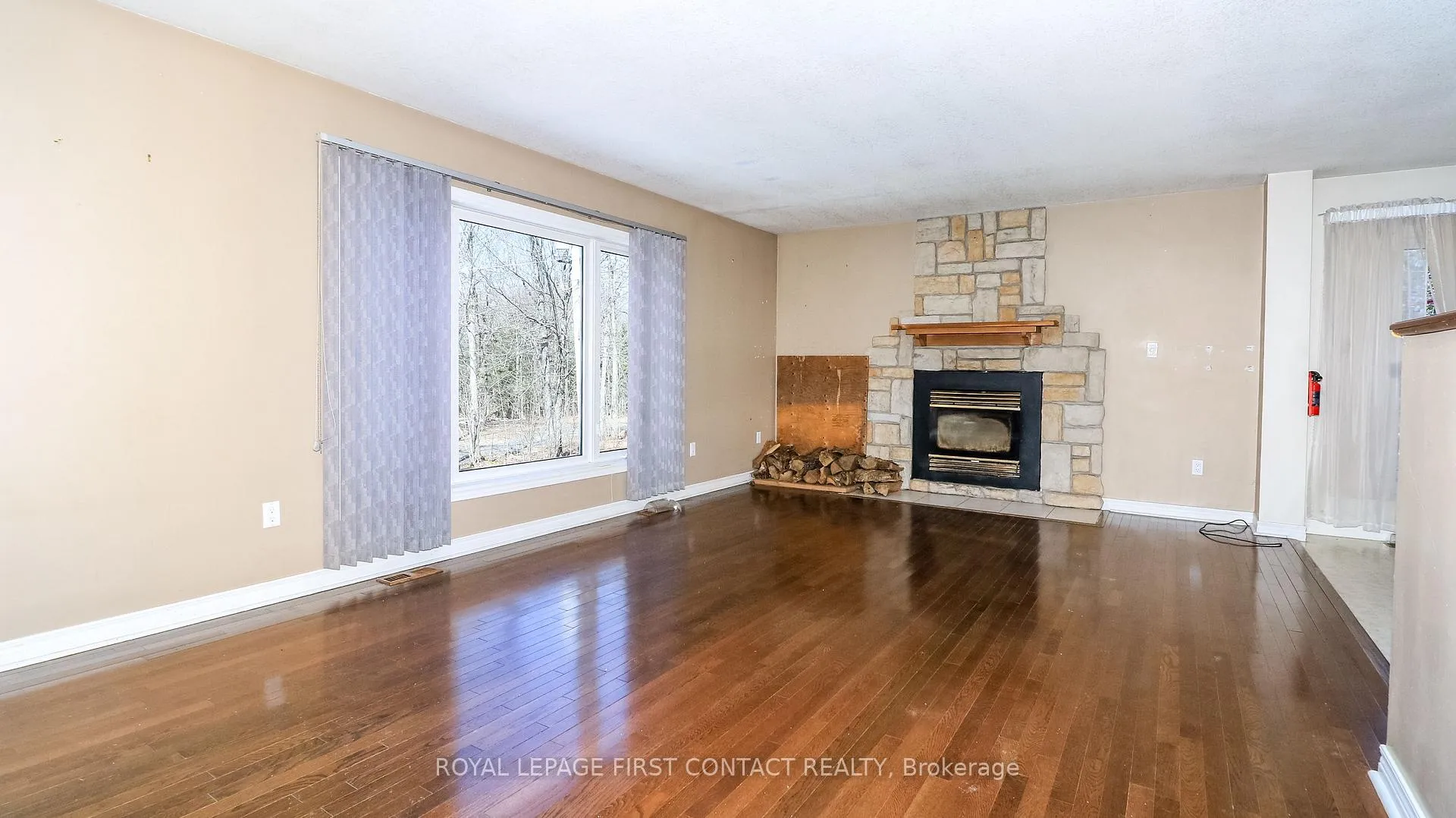 Photo 13 of 1518 Lone Pine Drive, Bracebridge, Macaulay — HOMEH