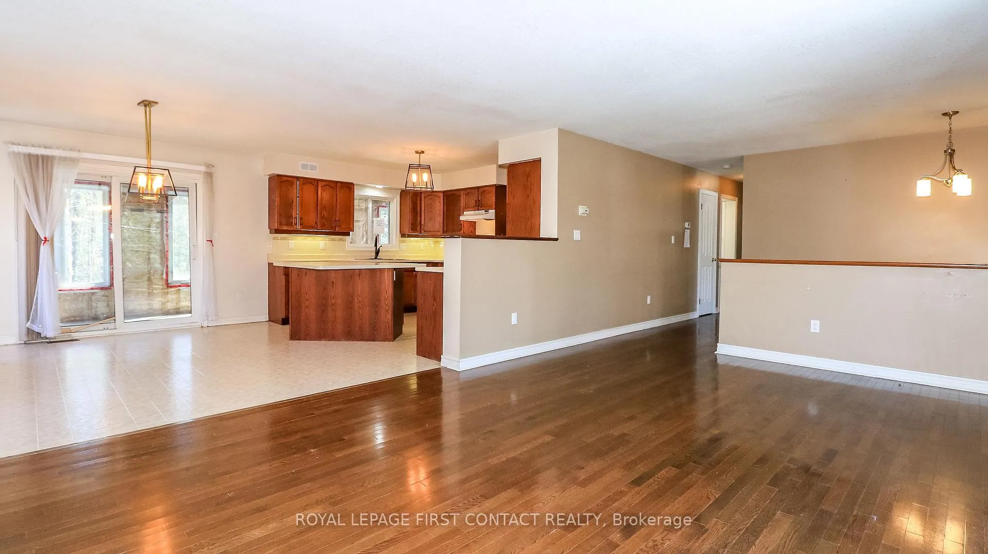 Photo 15 of 1518 Lone Pine Drive, Bracebridge, Macaulay — HOMEH