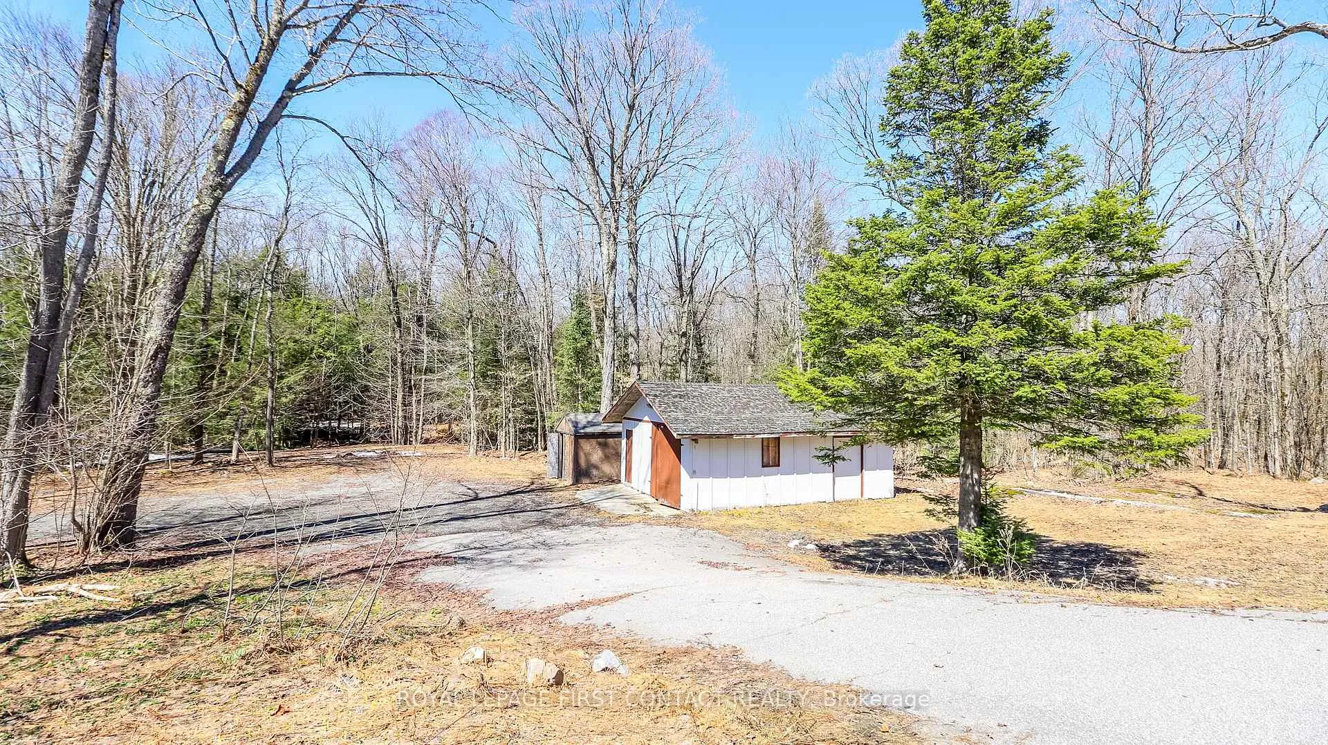 Photo 40 of 1518 Lone Pine Drive, Bracebridge, Macaulay — HOMEH