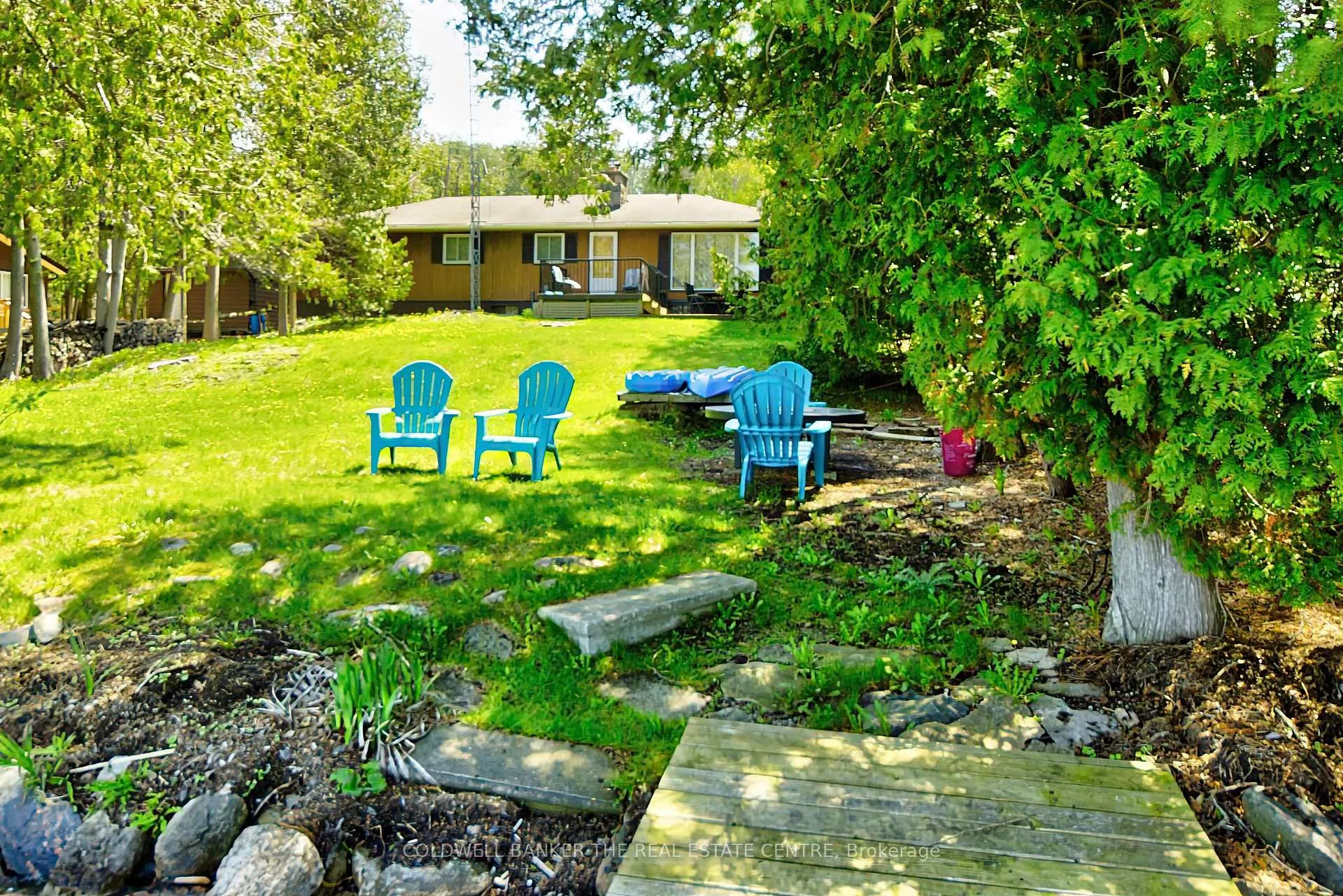 Photo 4 of 46 Iris Drive, Kawartha Lakes, Fenelon — HOMEH