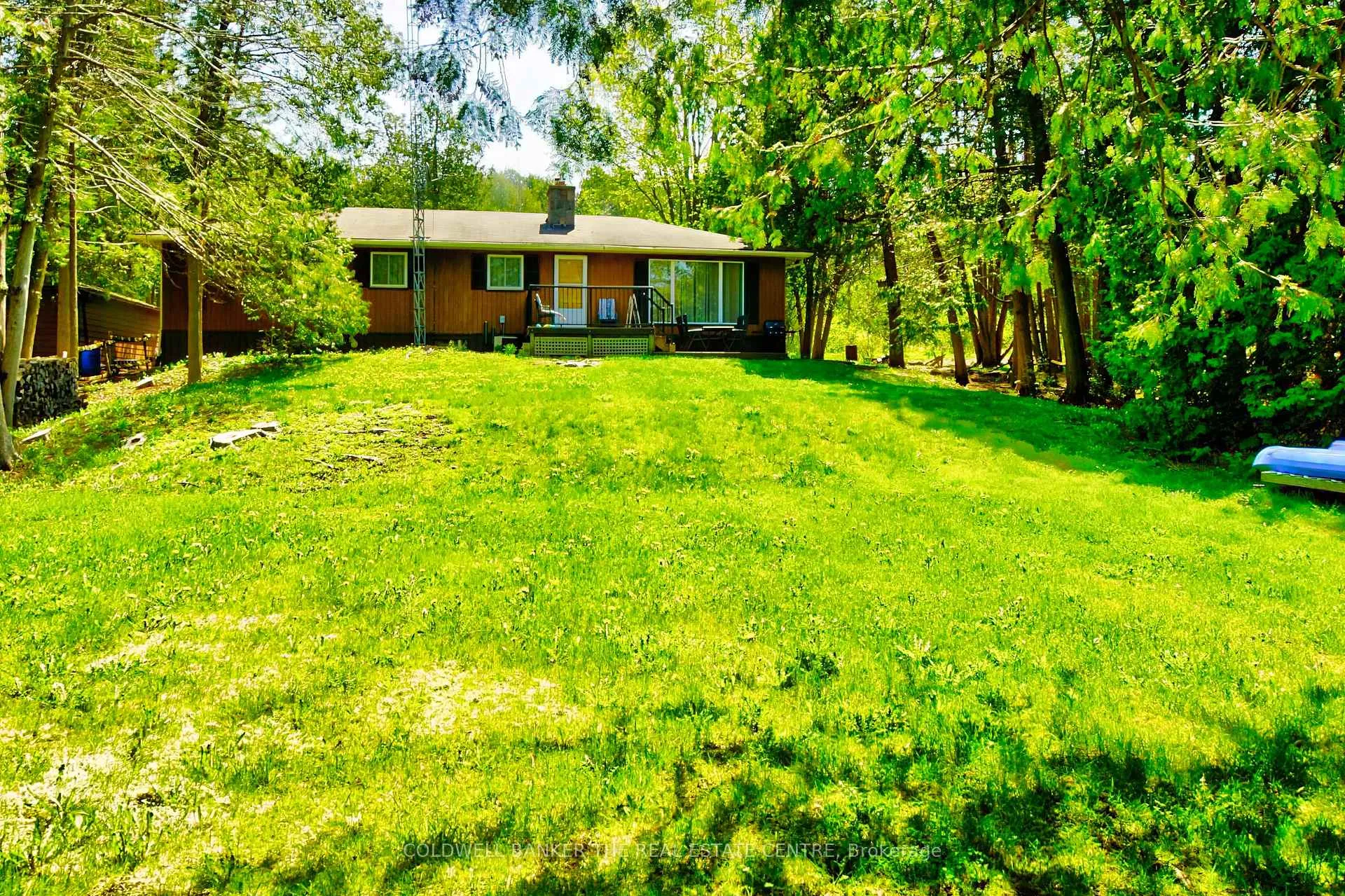 Photo 15 of 46 Iris Drive, Kawartha Lakes, Fenelon — HOMEH