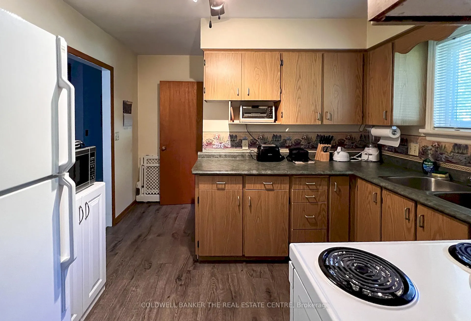 Photo 28 of 46 Iris Drive, Kawartha Lakes, Fenelon — HOMEH