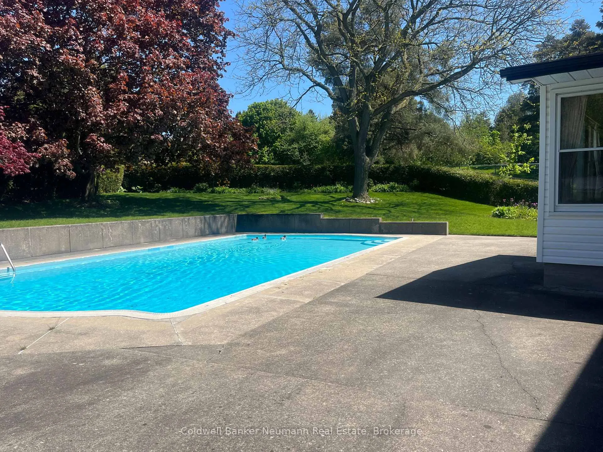Photo 44 of 18 Carmine Place, Guelph, Victoria North — HOMEH