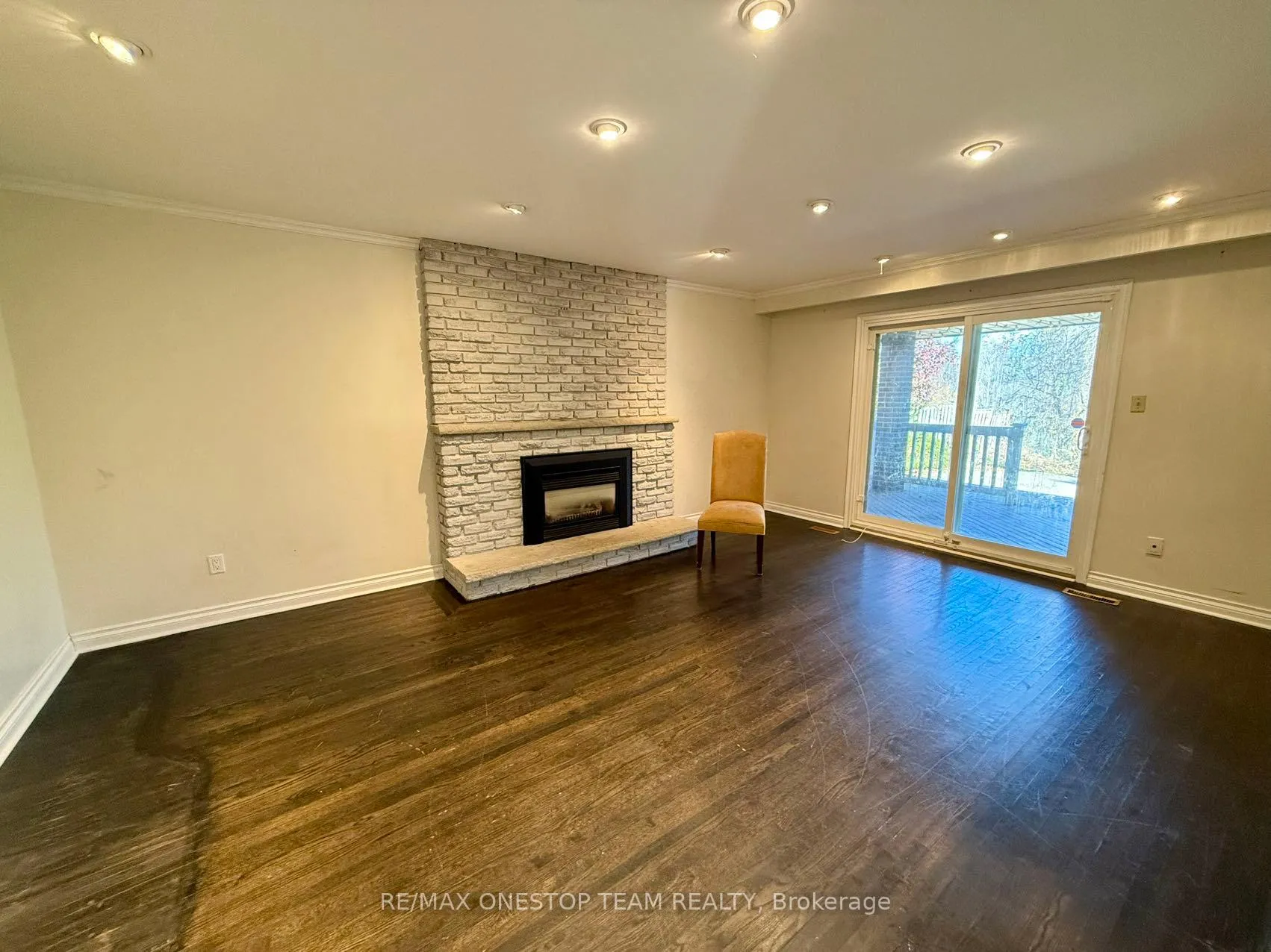 Photo 7 of 104 Willowbrook Road, Markham, Aileen-Willowbrook — HOMEH