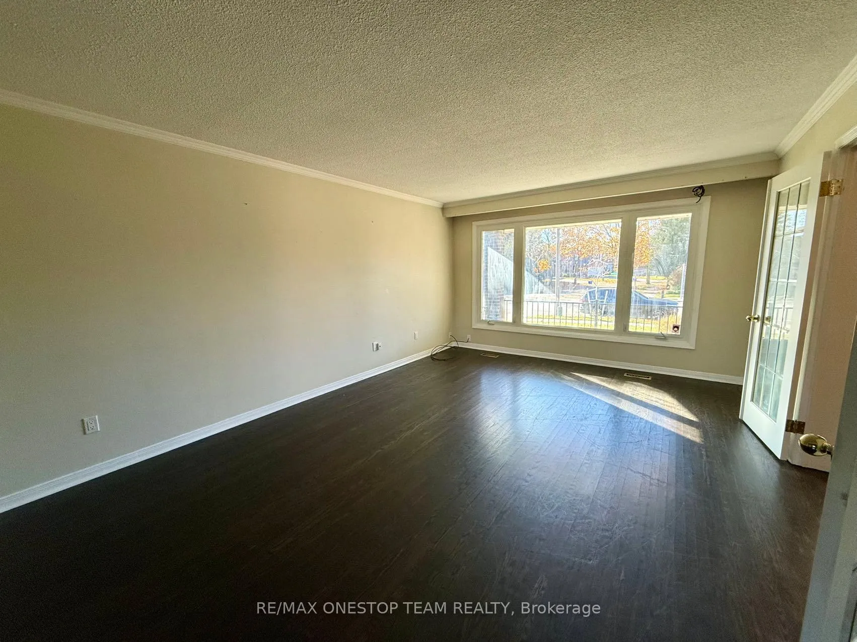 Photo 9 of 104 Willowbrook Road, Markham, Aileen-Willowbrook — HOMEH