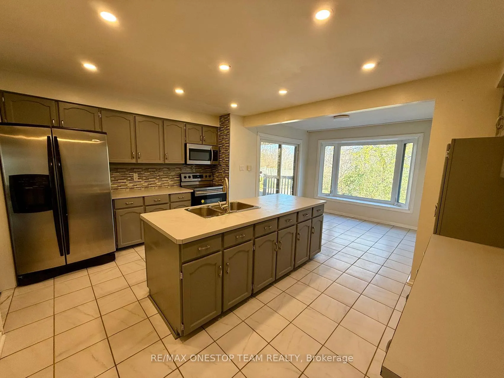 Photo 12 of 104 Willowbrook Road, Markham, Aileen-Willowbrook — HOMEH