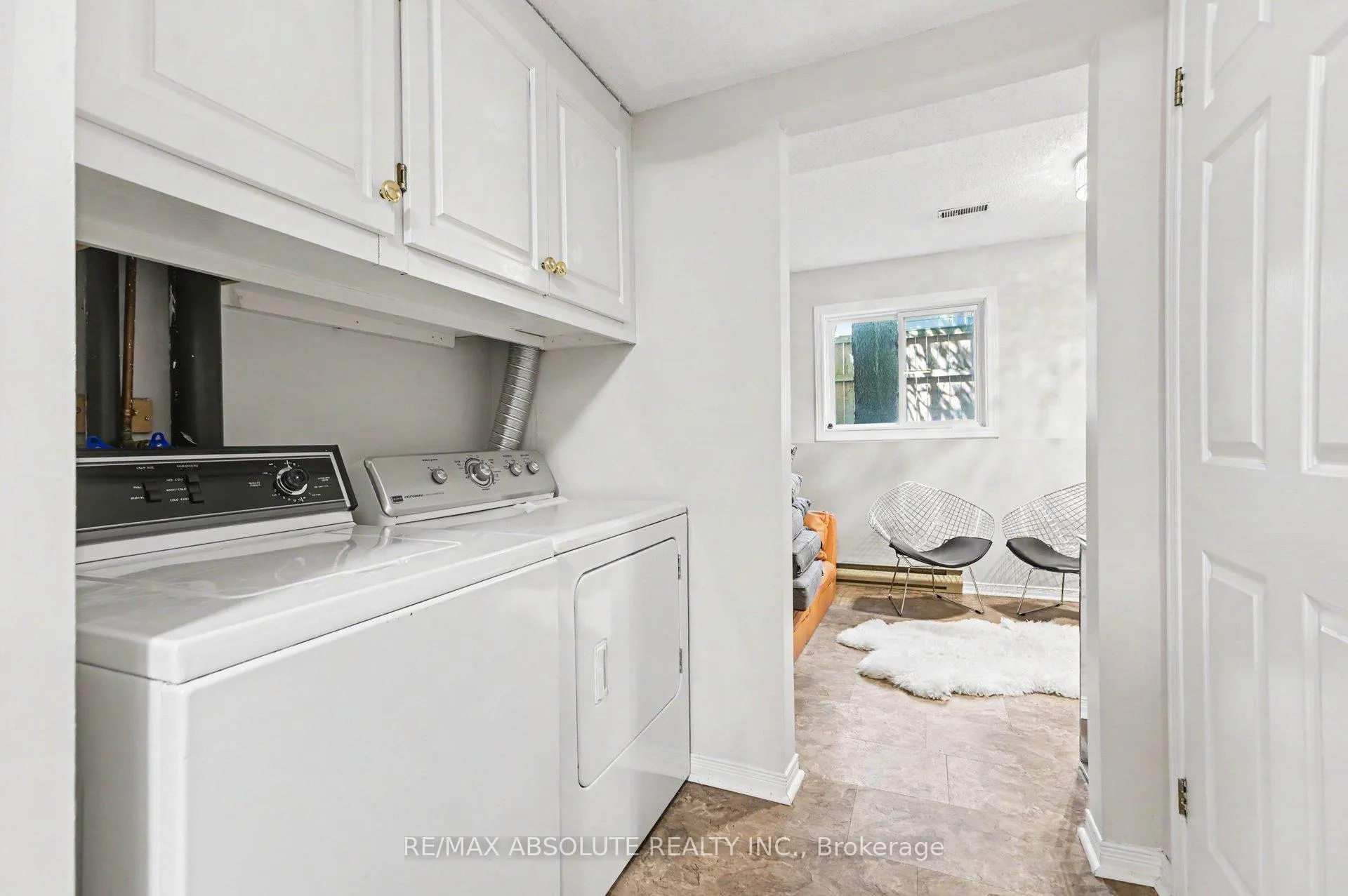 Photo 16 of 700 Tweesdmuir Avenue, Ottawa, Westboro/Hampton Park — HOMEH