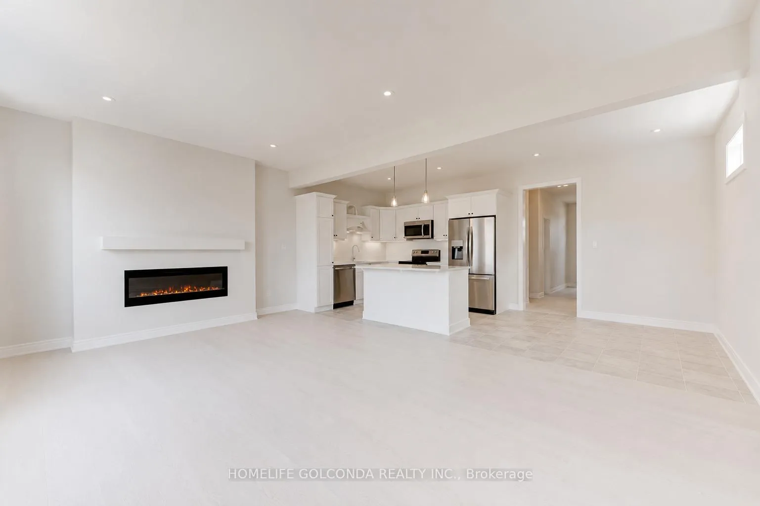 Photo 4 of 74 Renaissance Drive, St. Thomas — HOMEH
