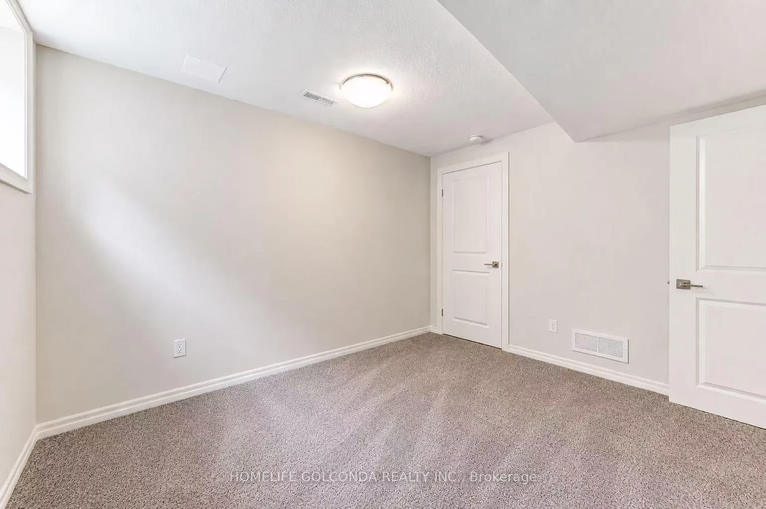 Photo 15 of 74 Renaissance Drive, St. Thomas — HOMEH