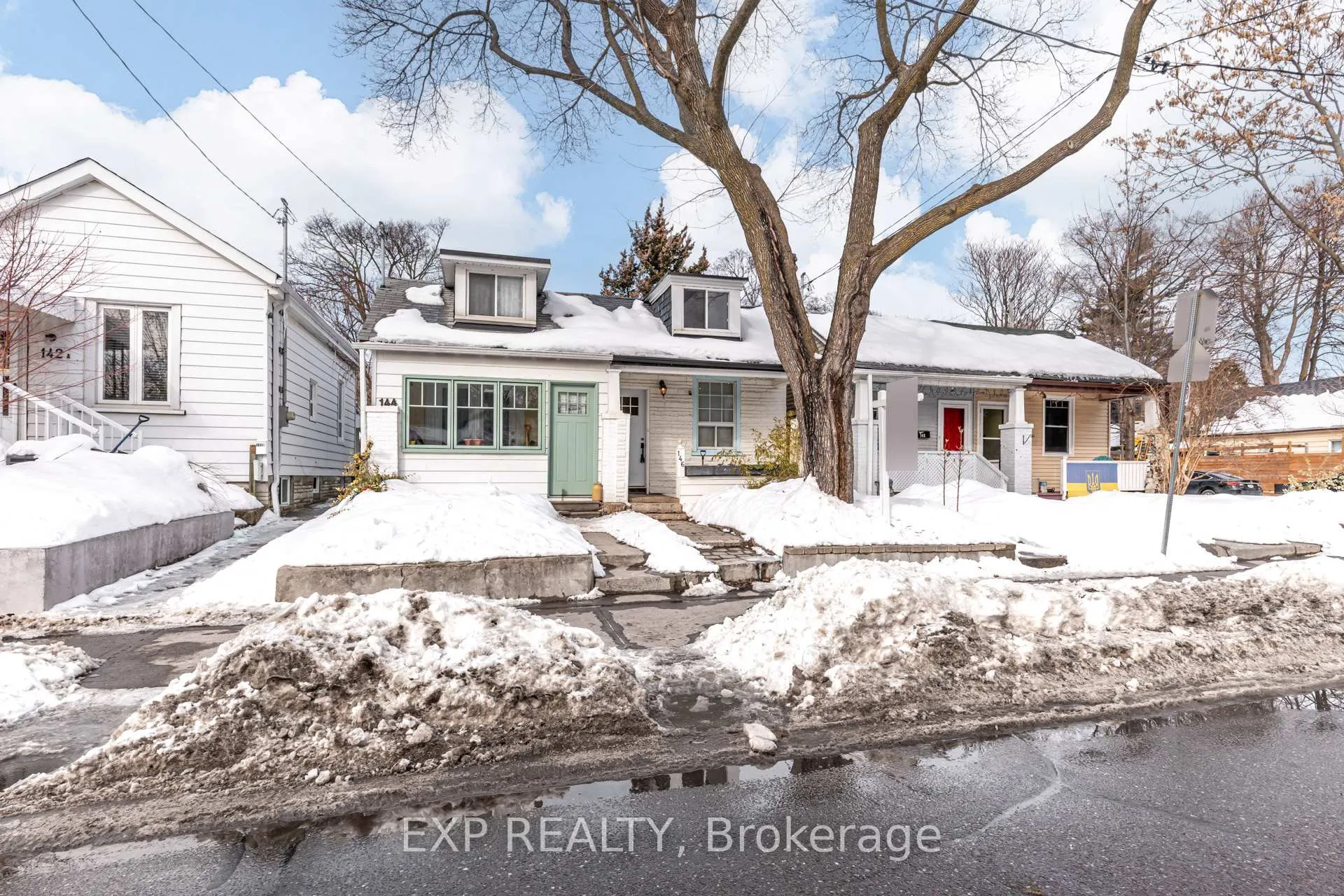 Photo 2 of 146 Hanson Street, Toronto, Woodbine Corridor — HOMEH