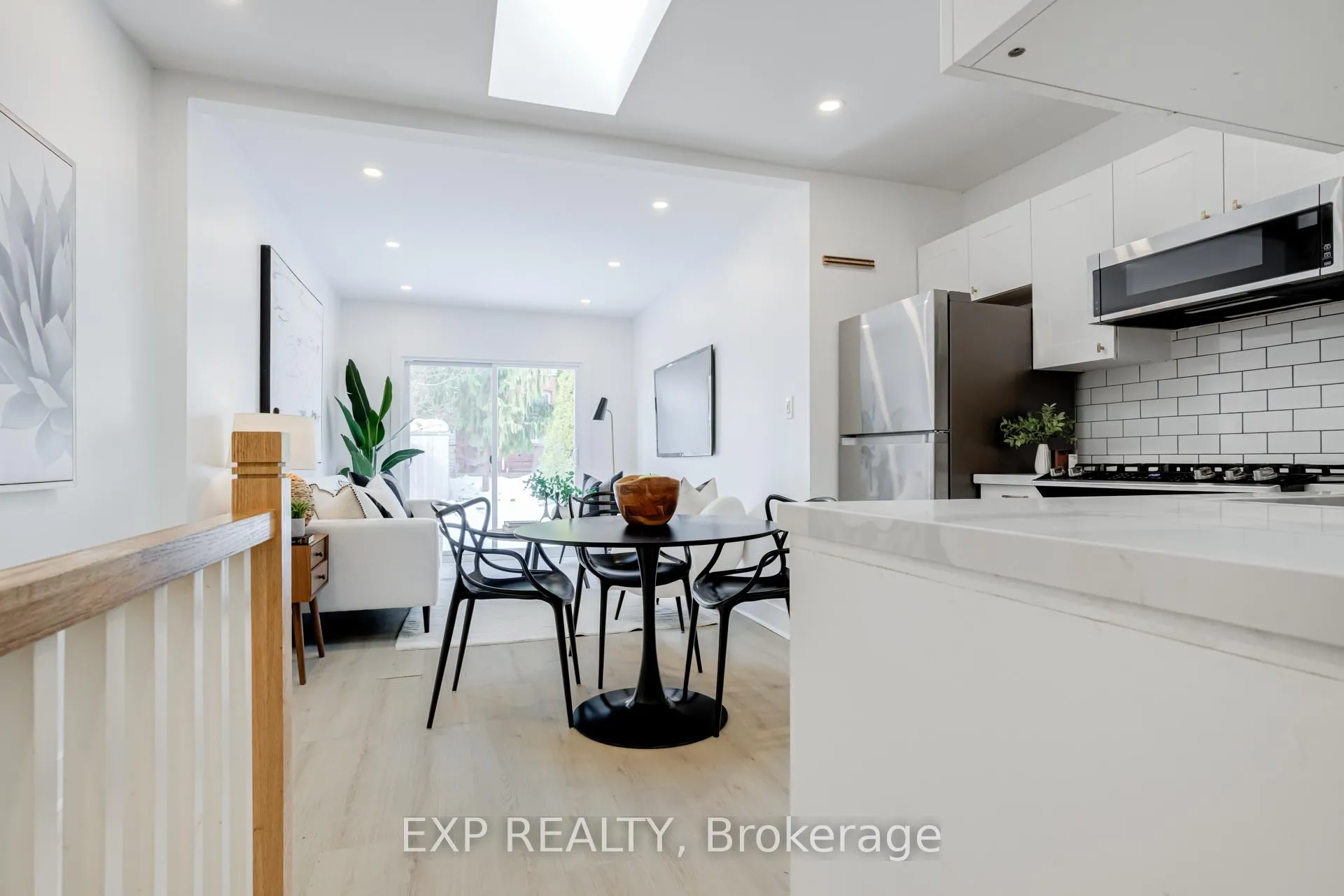 Photo 11 of 146 Hanson Street, Toronto, Woodbine Corridor — HOMEH
