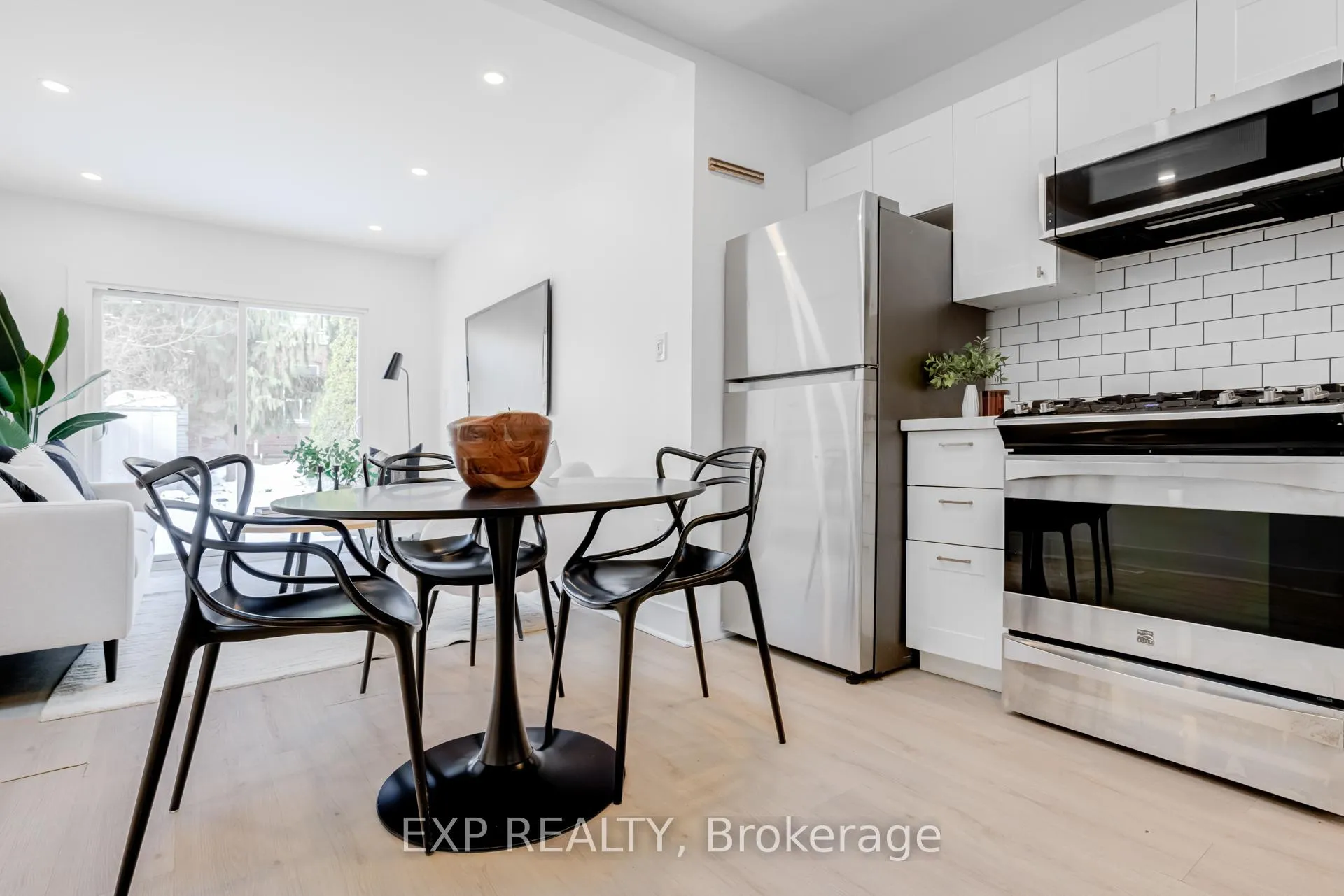 Photo 14 of 146 Hanson Street, Toronto, Woodbine Corridor — HOMEH