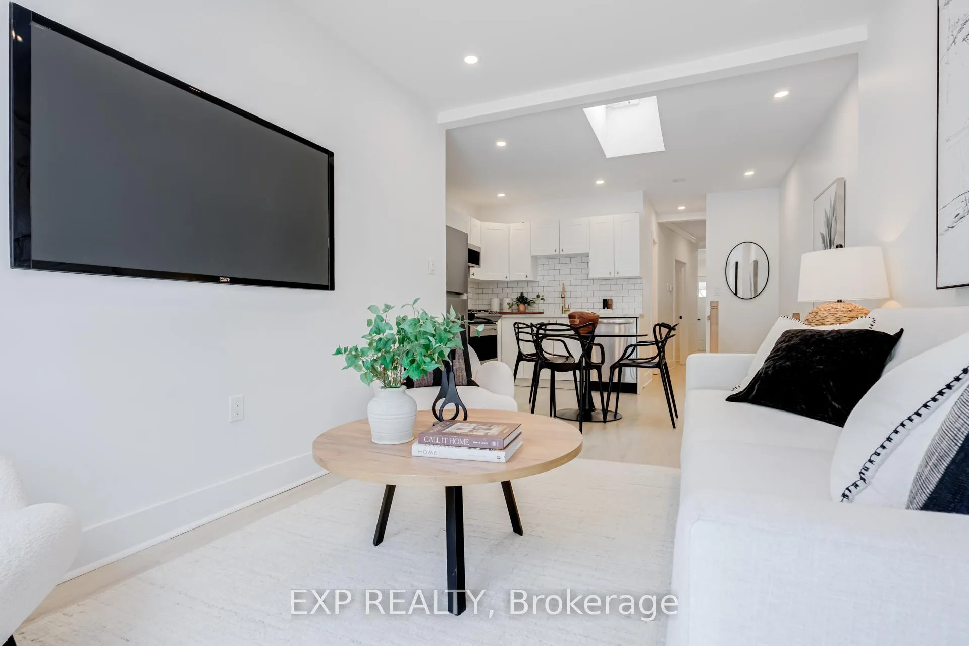 Photo 19 of 146 Hanson Street, Toronto, Woodbine Corridor — HOMEH