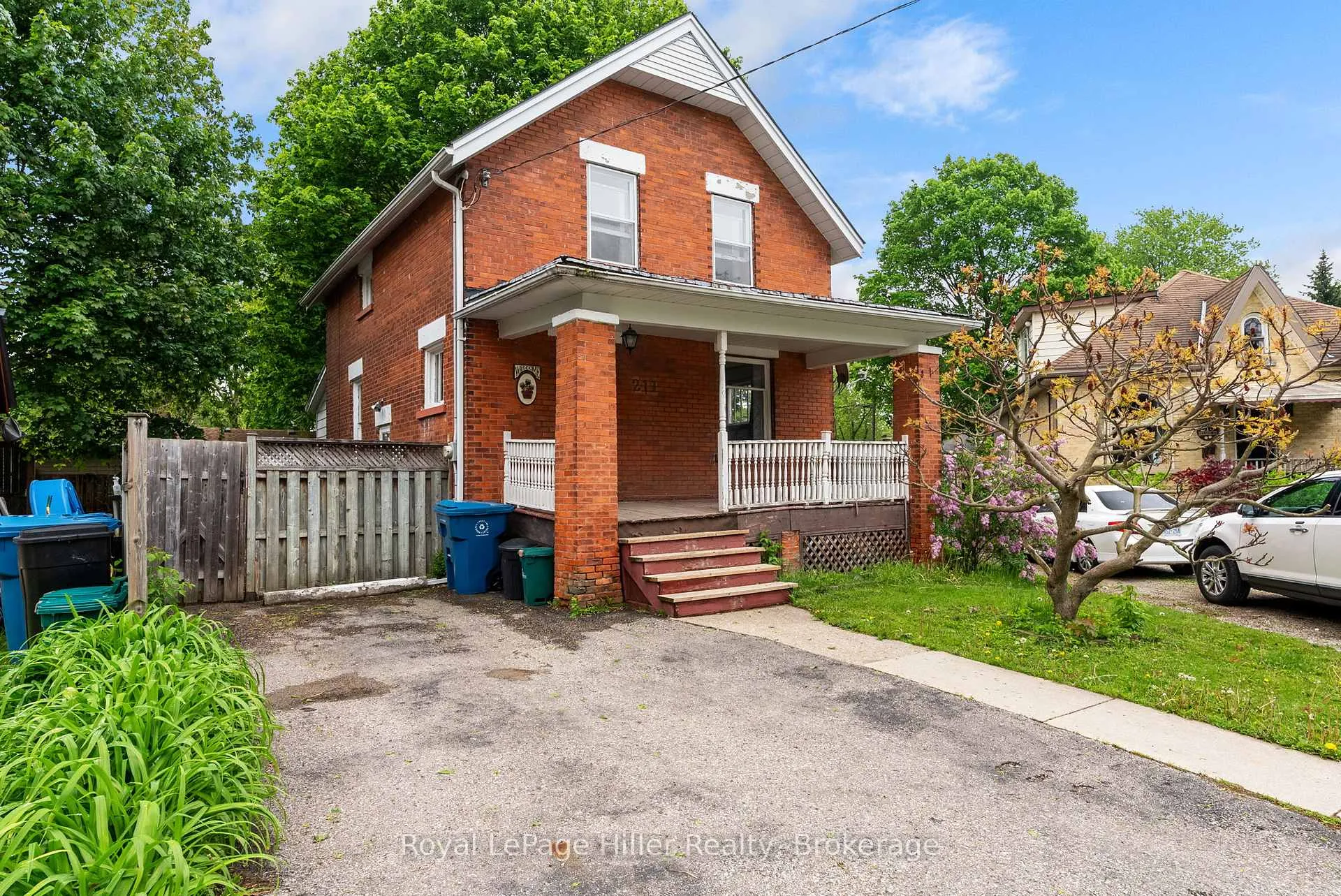 Photo 2 of 211 Nelson Street, Stratford — HOMEH