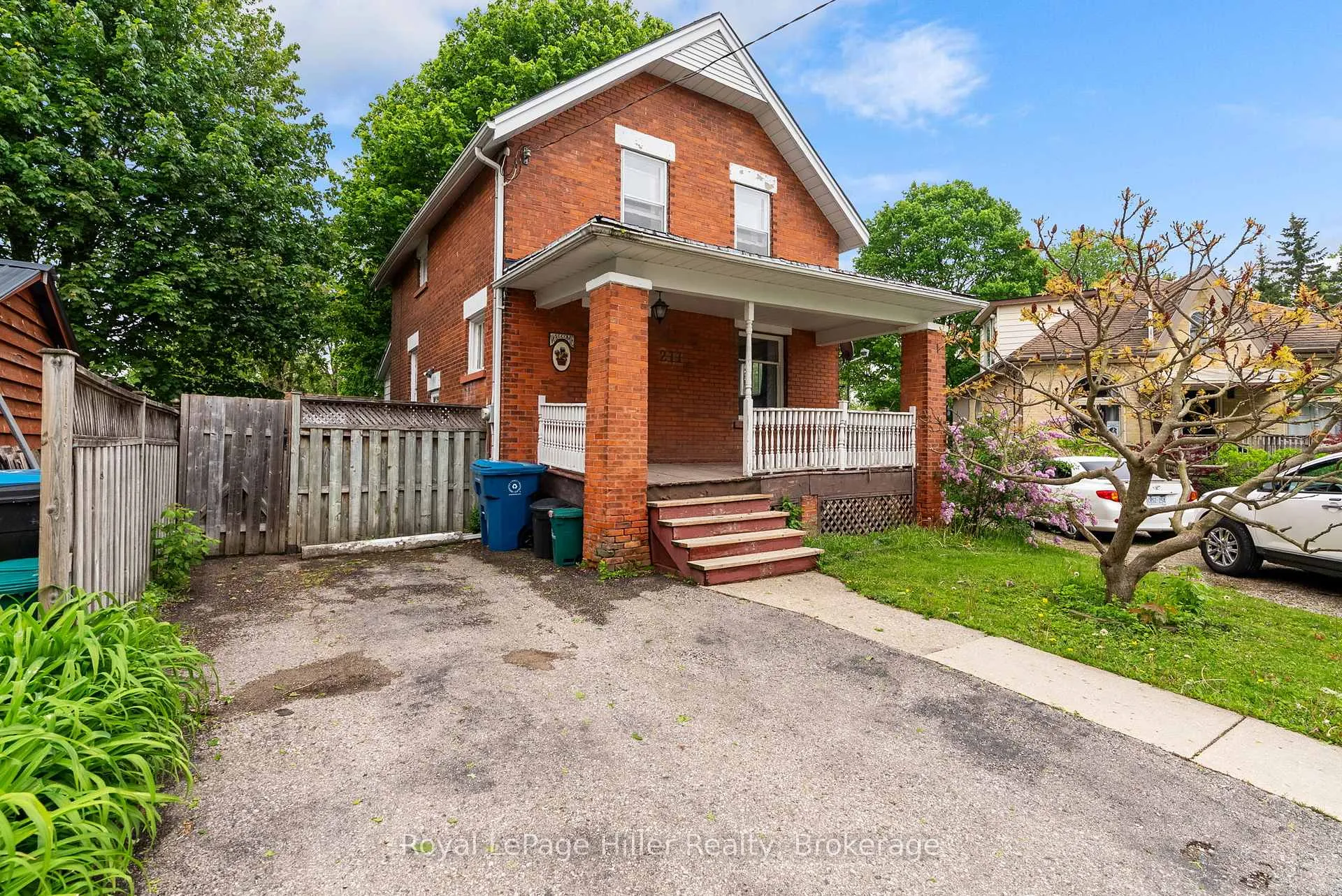 Photo 3 of 211 Nelson Street, Stratford — HOMEH