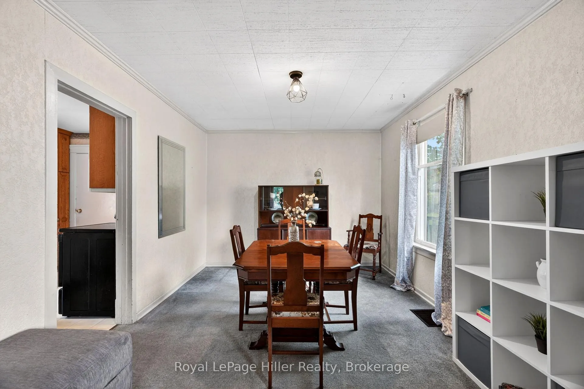 Photo 13 of 211 Nelson Street, Stratford — HOMEH