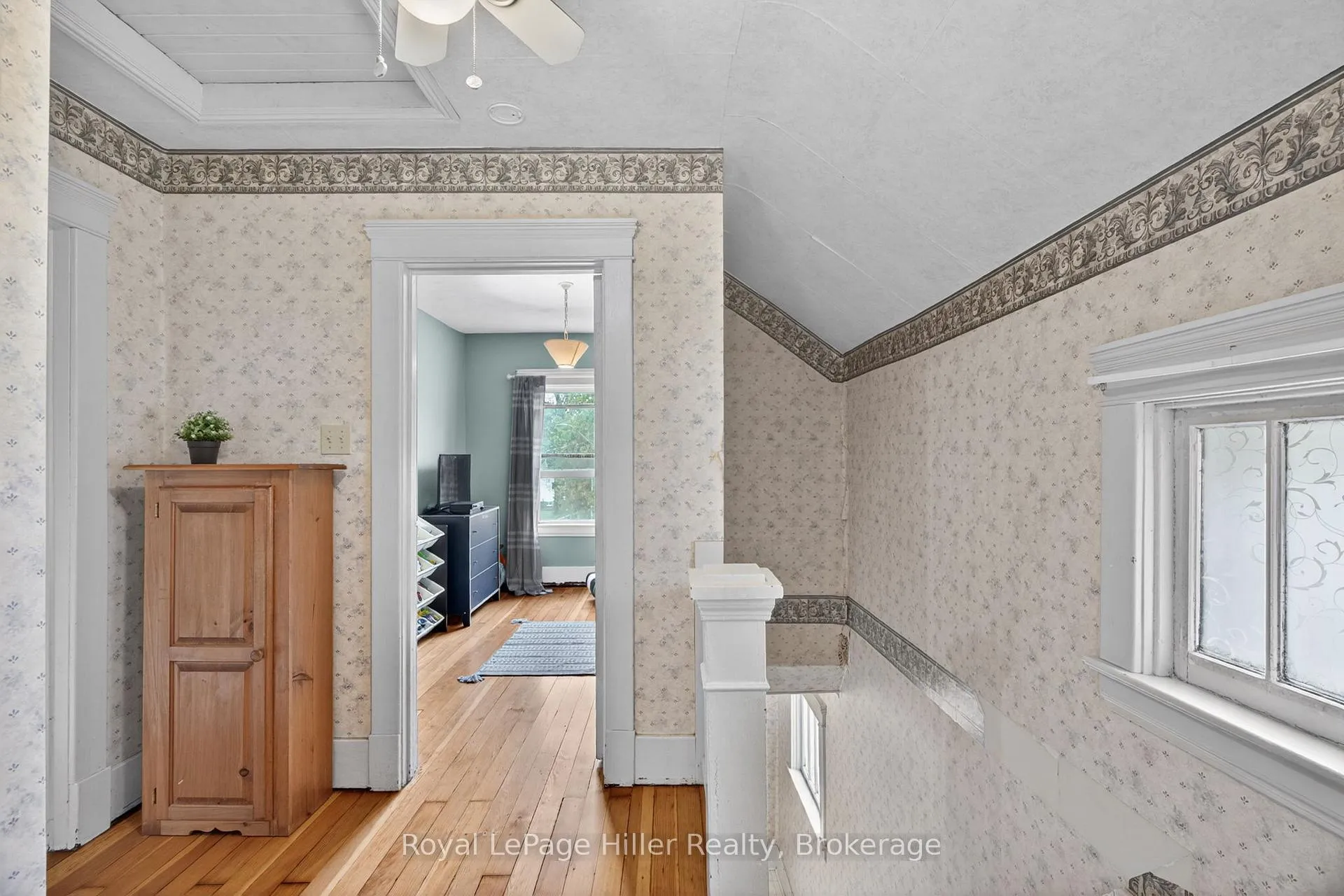 Photo 20 of 211 Nelson Street, Stratford — HOMEH