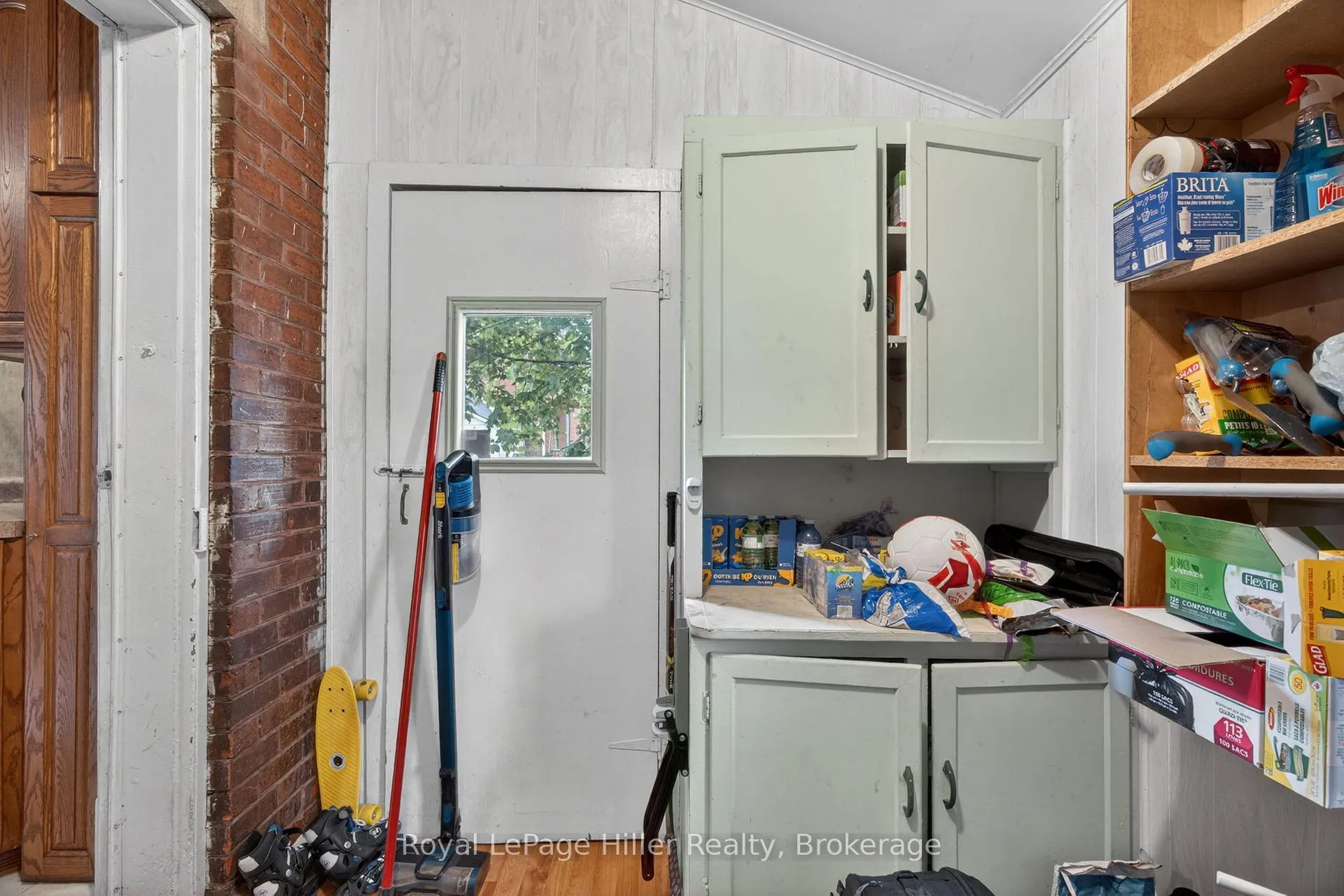 Photo 33 of 211 Nelson Street, Stratford — HOMEH