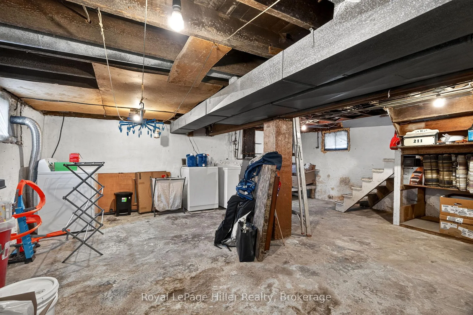 Photo 37 of 211 Nelson Street, Stratford — HOMEH