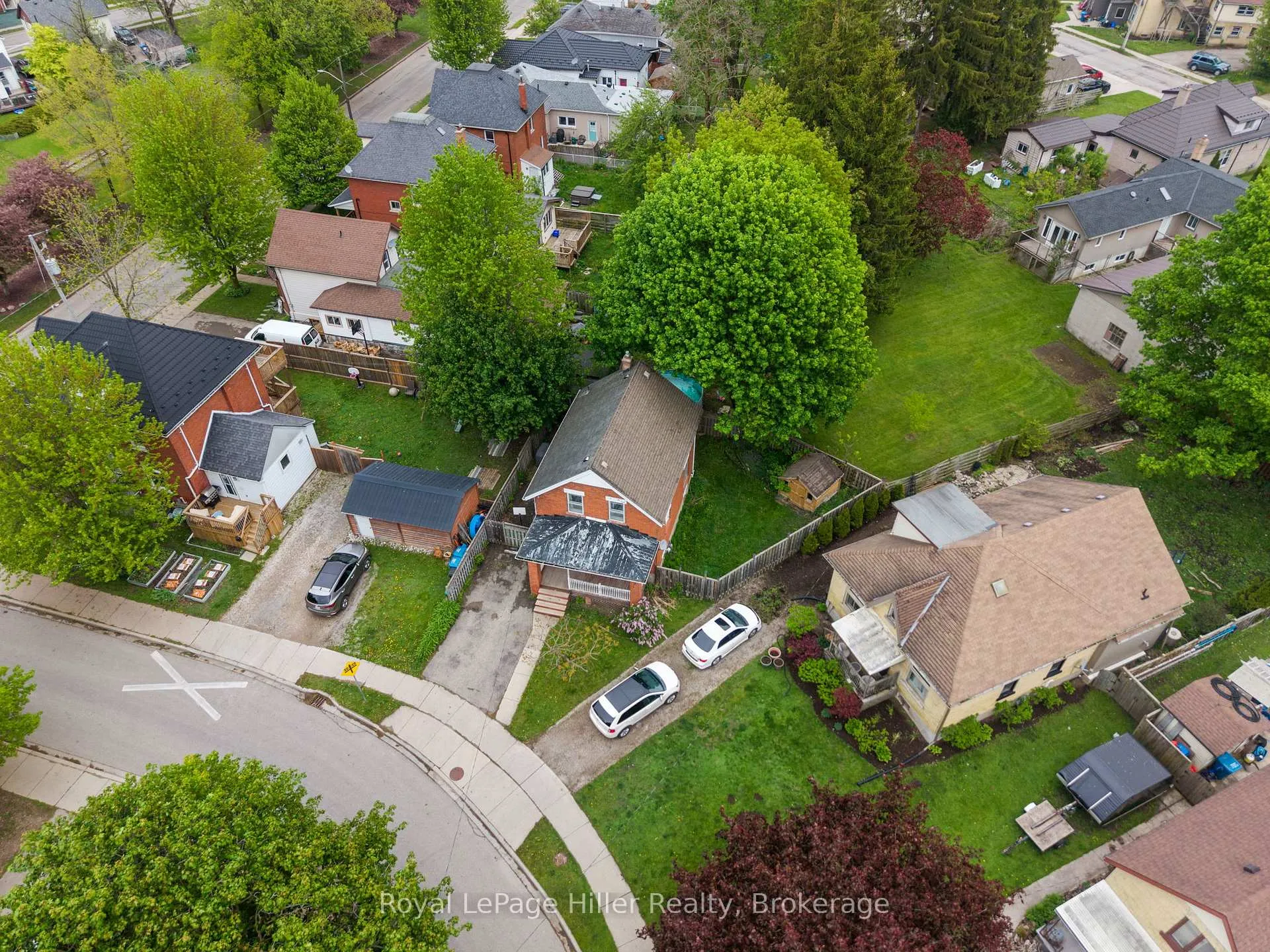Photo 45 of 211 Nelson Street, Stratford — HOMEH