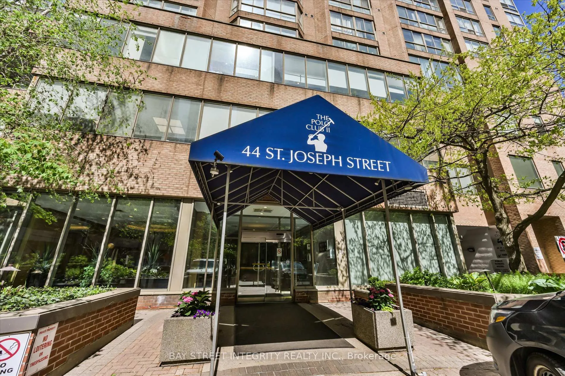 Photo 5 of Unit 2013, 44 St Joseph Street, Toronto, Bay Street Corridor — HOMEH