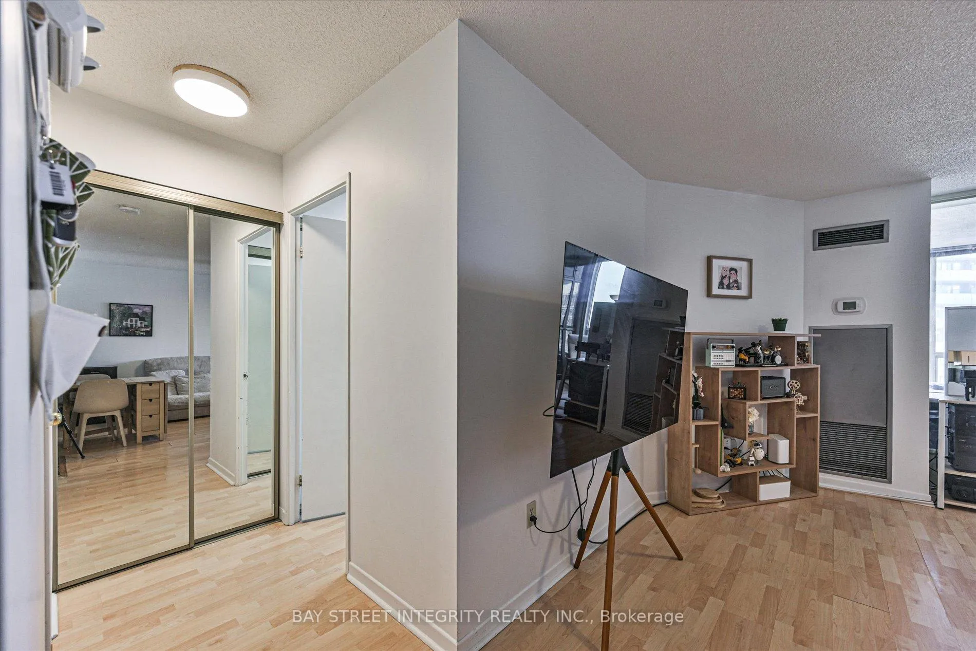 Photo 18 of Unit 2013, 44 St Joseph Street, Toronto, Bay Street Corridor — HOMEH