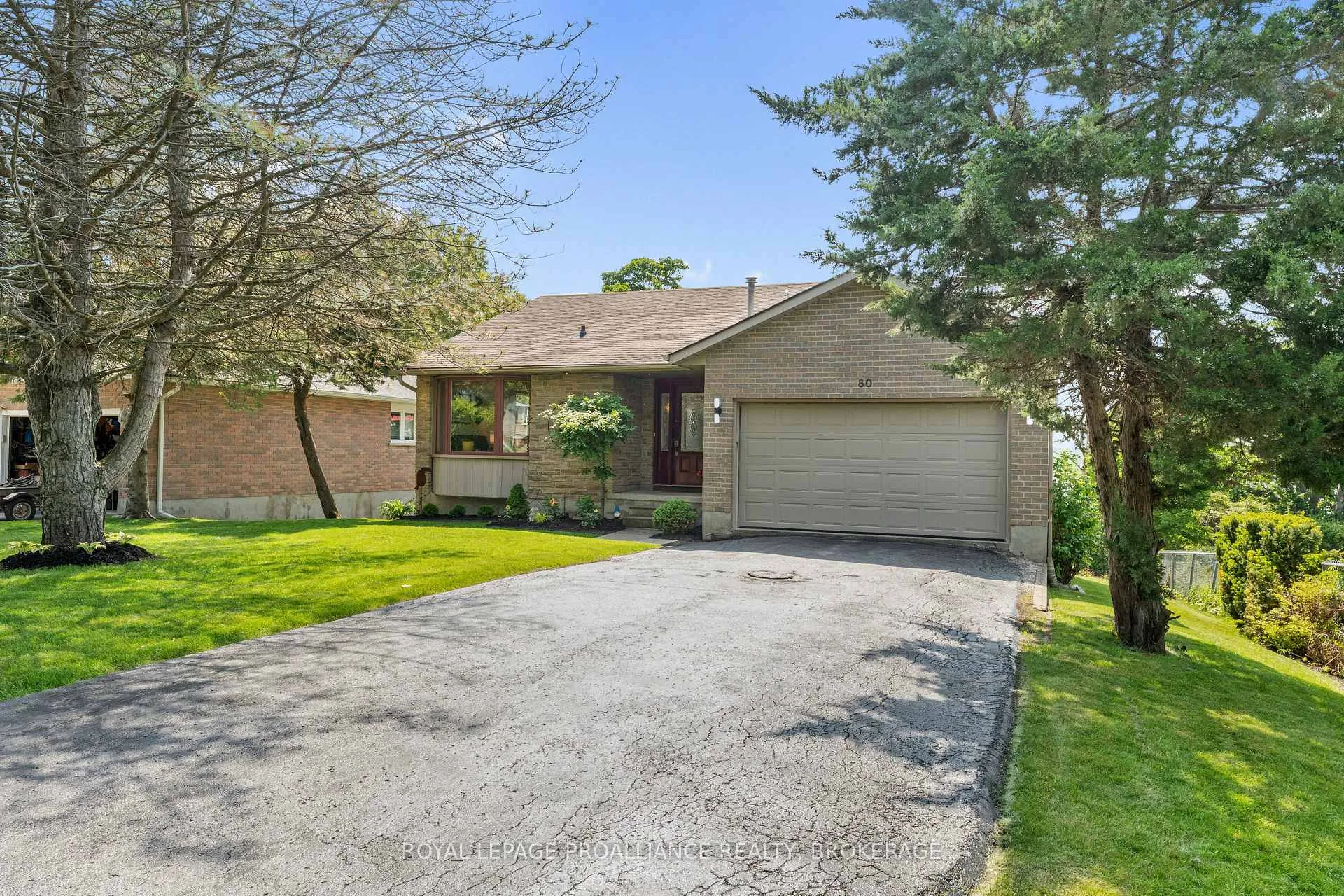 Photo 2 of 80 Limeridge Drive, Kingston, Kingston East (Incl Barret Crt) — HOMEH