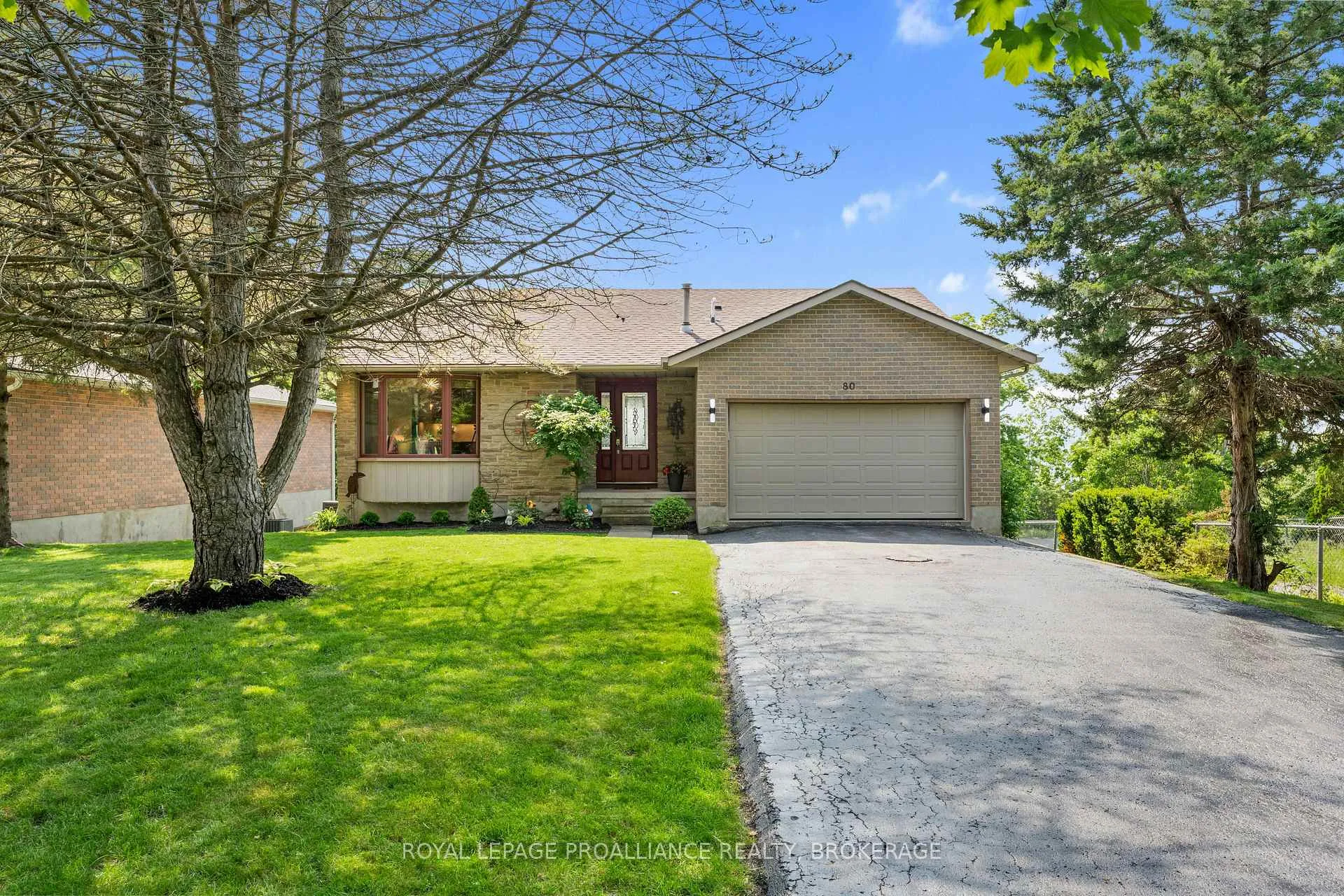 Photo 4 of 80 Limeridge Drive, Kingston, Kingston East (Incl Barret Crt) — HOMEH