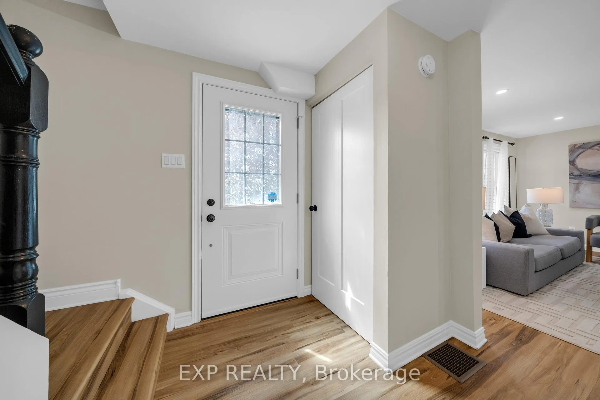 Photo 2 of 26 Peachtree Crescent, Cambridge, St Andrews/Southwood — HOMEH
