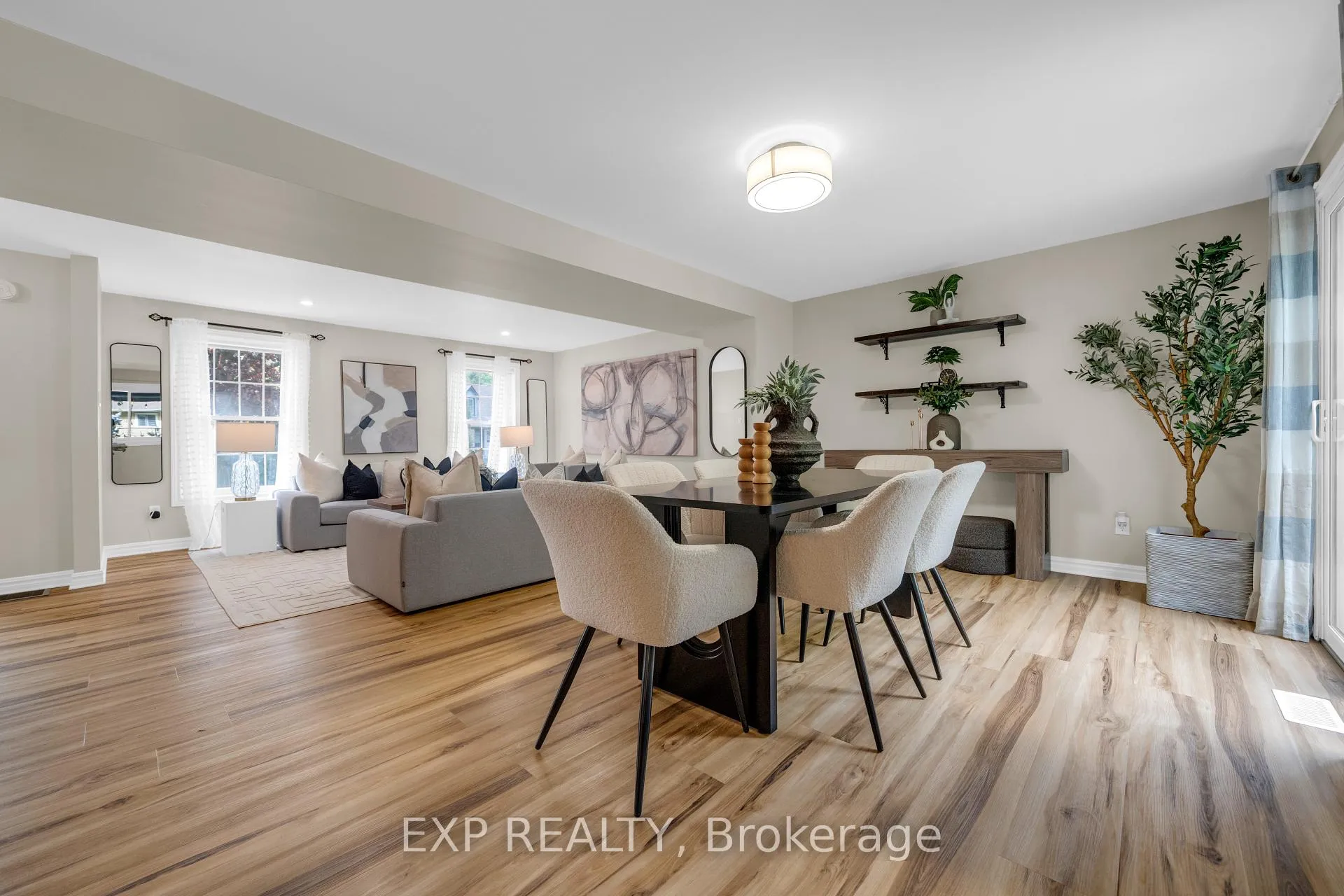 Photo 7 of 26 Peachtree Crescent, Cambridge, St Andrews/Southwood — HOMEH