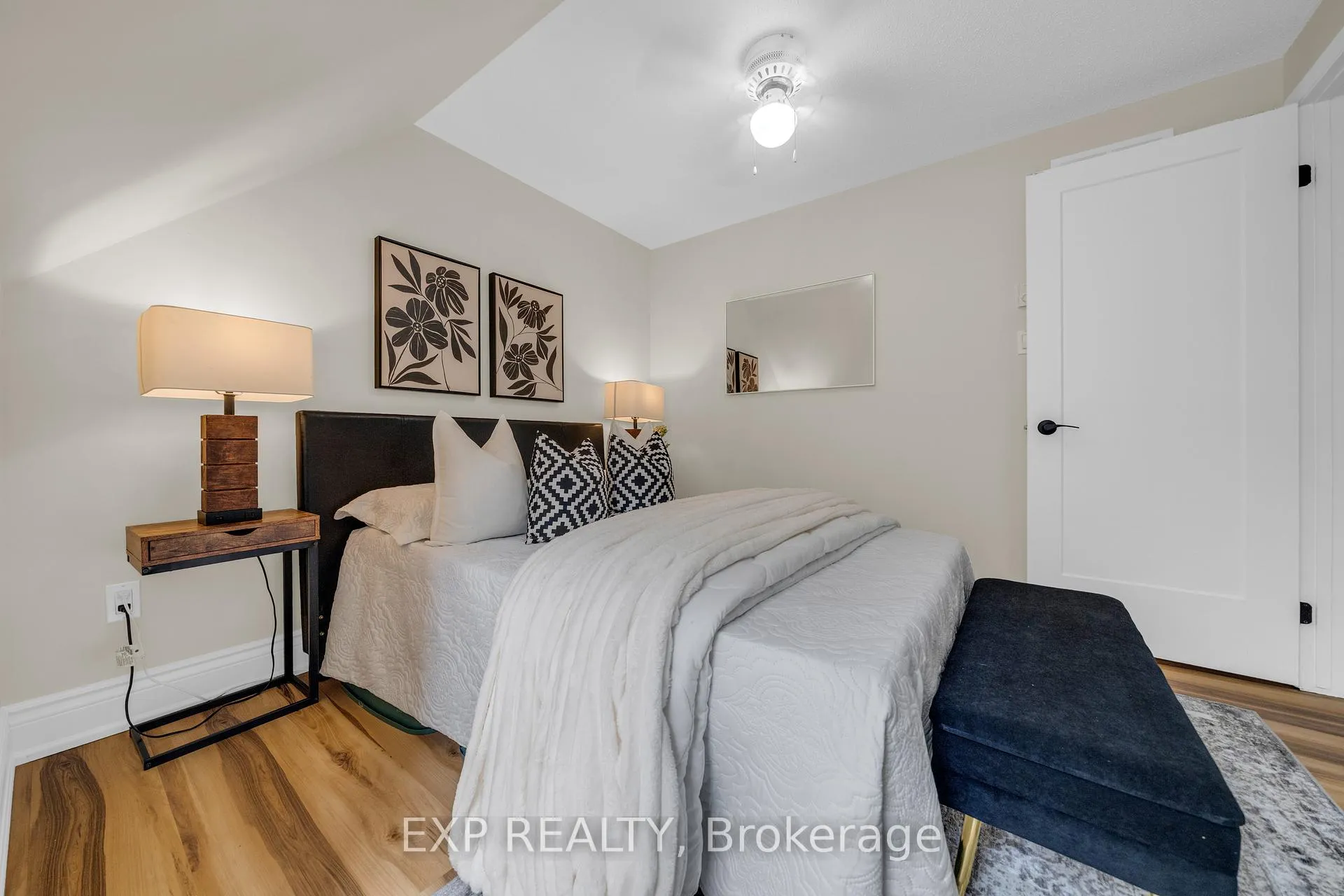 Photo 26 of 26 Peachtree Crescent, Cambridge, St Andrews/Southwood — HOMEH