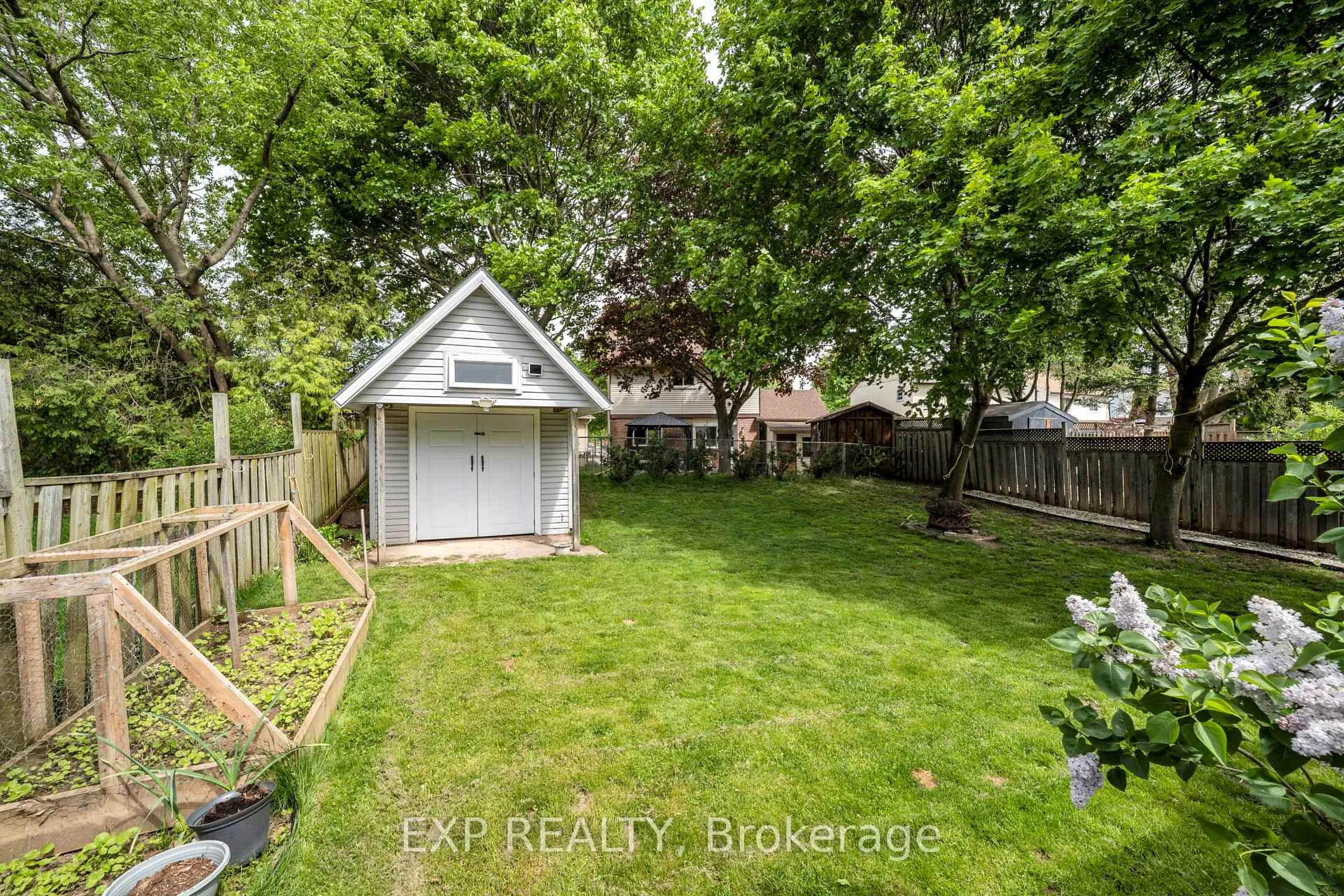 Photo 41 of 26 Peachtree Crescent, Cambridge, St Andrews/Southwood — HOMEH