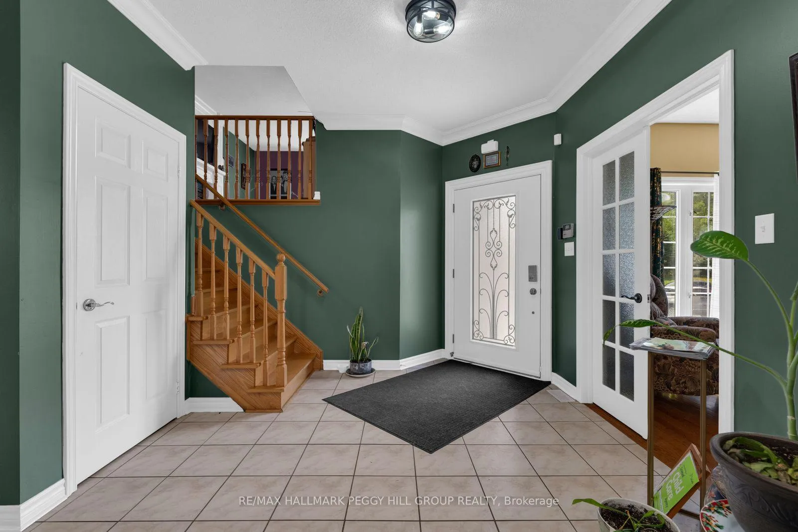 Photo 2 of 120 Jessica Drive, Barrie, Painswick South — HOMEH