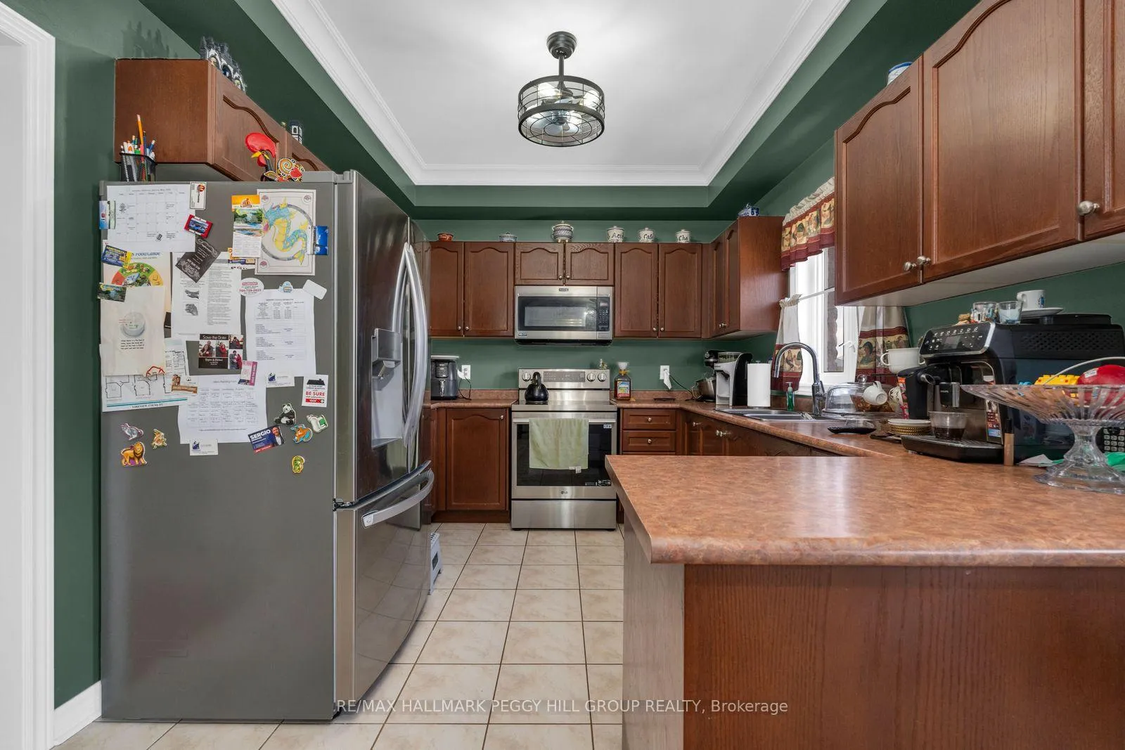 Photo 3 of 120 Jessica Drive, Barrie, Painswick South — HOMEH