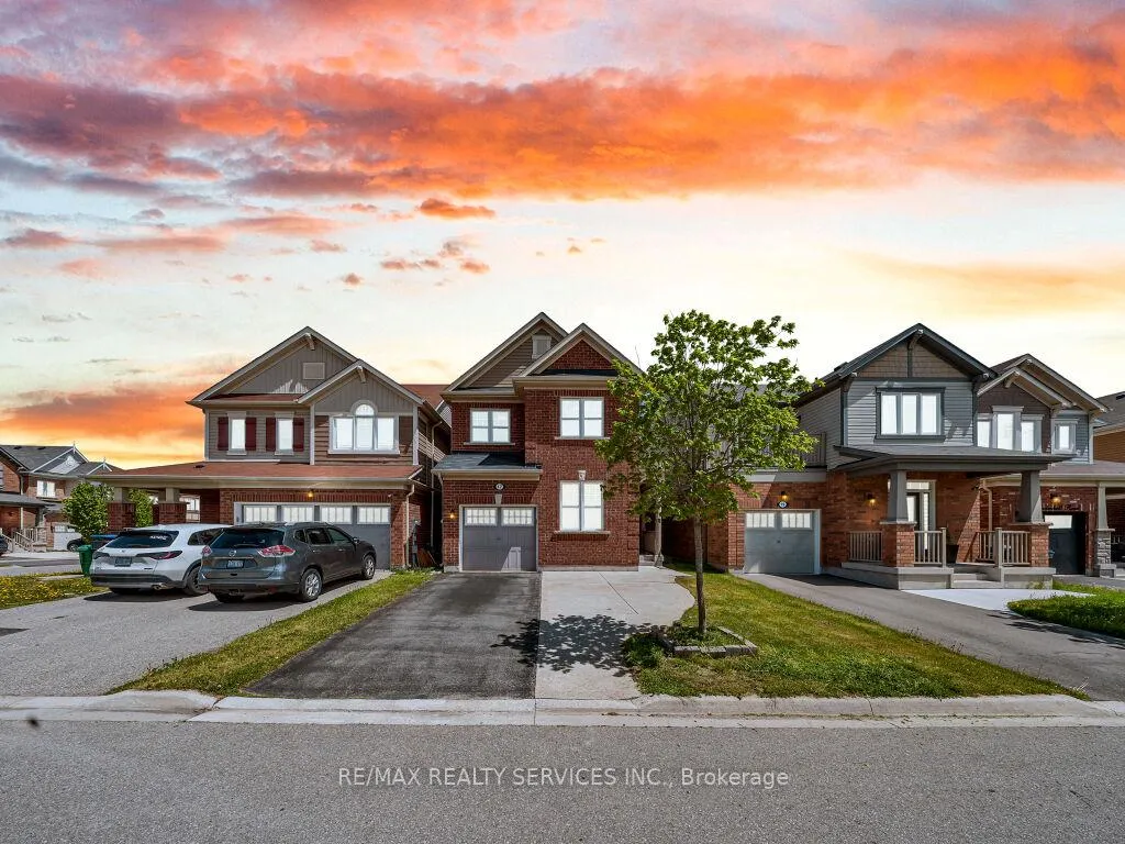 Photo 1 of 17 Leadenhall Road, Brampton, Northwest Brampton — HOMEH