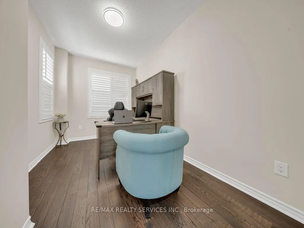 Photo 16 of 17 Leadenhall Road, Brampton, Northwest Brampton — HOMEH