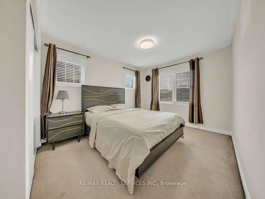 Photo 24 of 17 Leadenhall Road, Brampton, Northwest Brampton — HOMEH