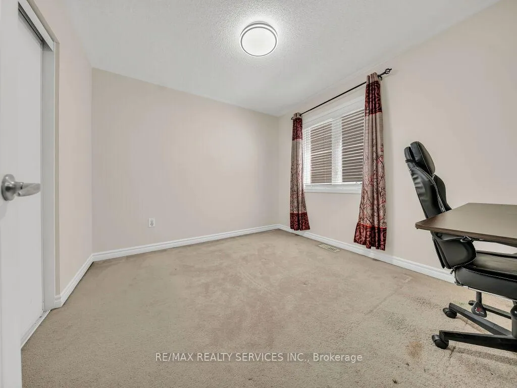 Photo 26 of 17 Leadenhall Road, Brampton, Northwest Brampton — HOMEH