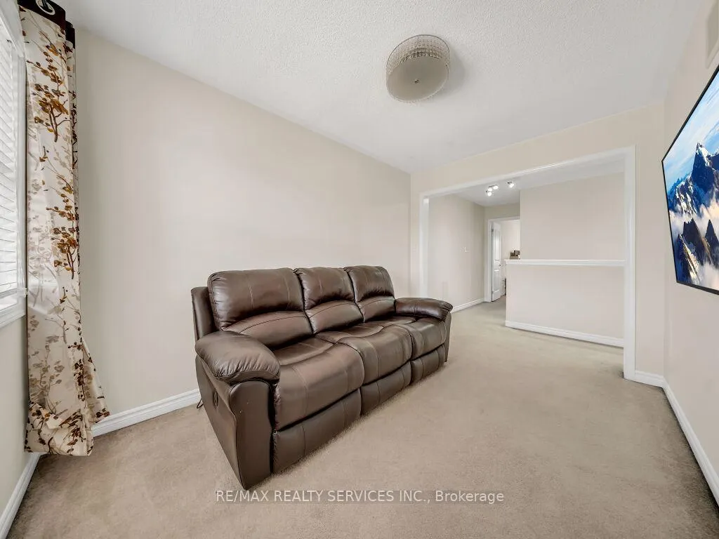 Photo 29 of 17 Leadenhall Road, Brampton, Northwest Brampton — HOMEH