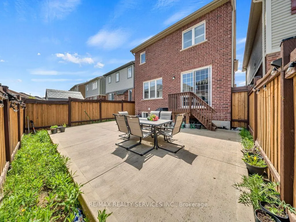 Photo 40 of 17 Leadenhall Road, Brampton, Northwest Brampton — HOMEH