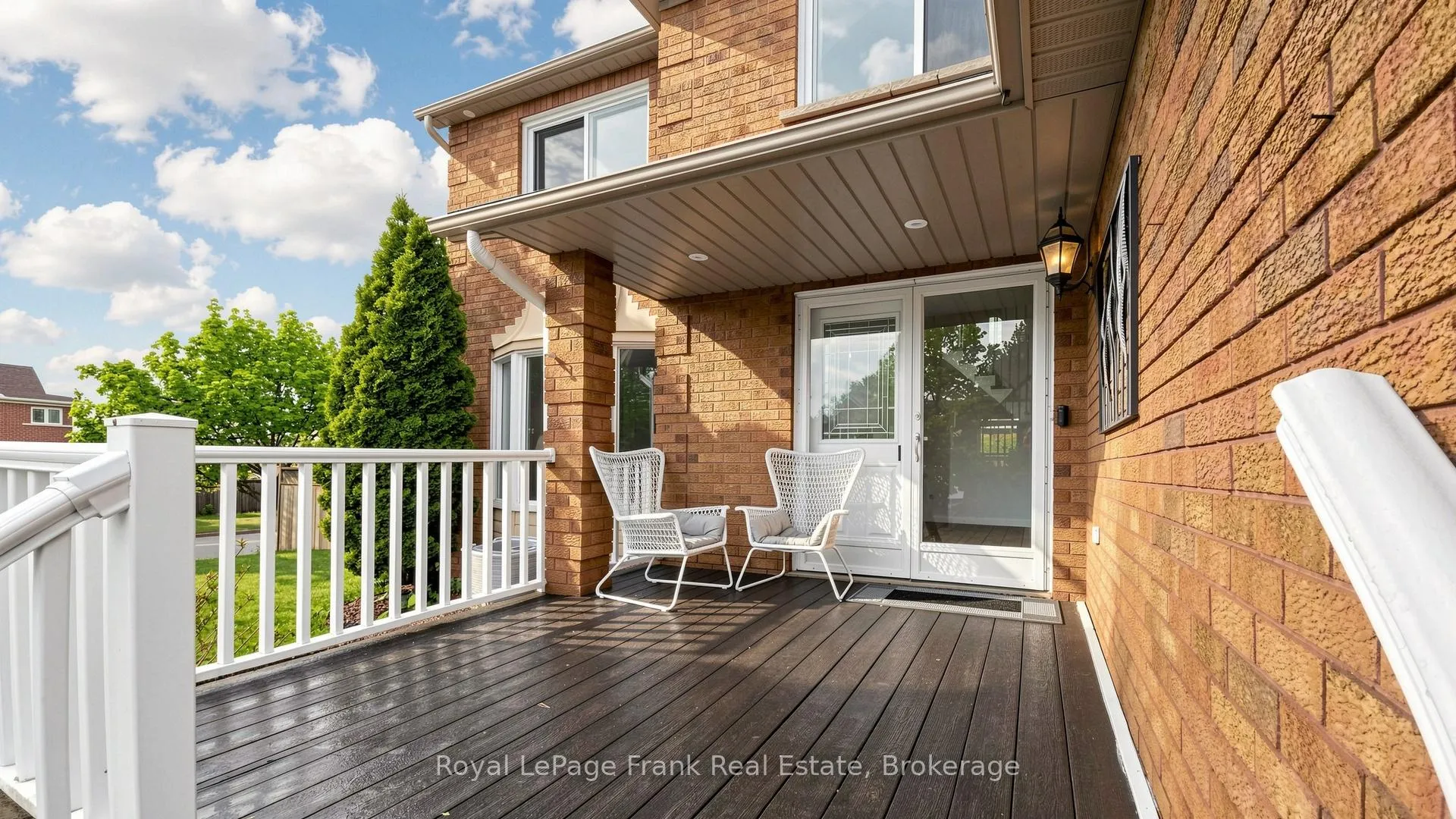 Photo 4 of 133 Glenabbey Drive S, Clarington, Courtice — HOMEH