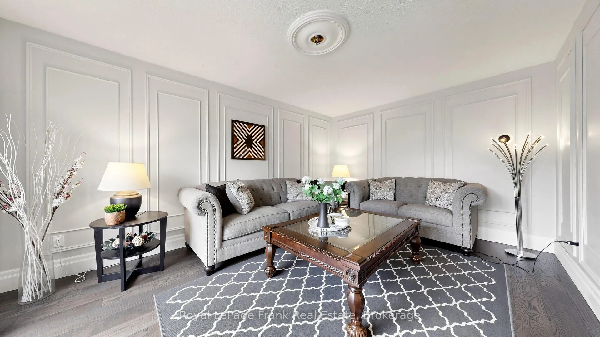Photo 12 of 133 Glenabbey Drive S, Clarington, Courtice — HOMEH